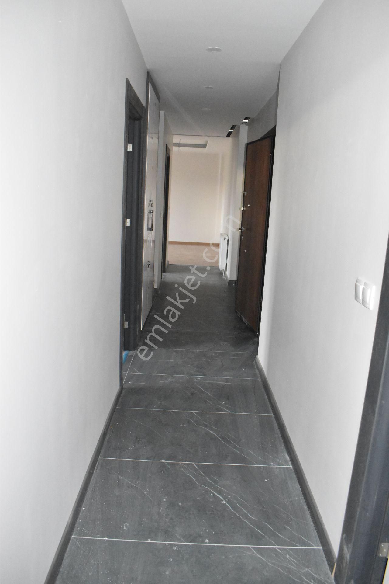 Büyükçekmece Fatih Mah Deniz Manzaralı Lüx Sitede Sıfır 4+2 Dubleks - Görsel 19