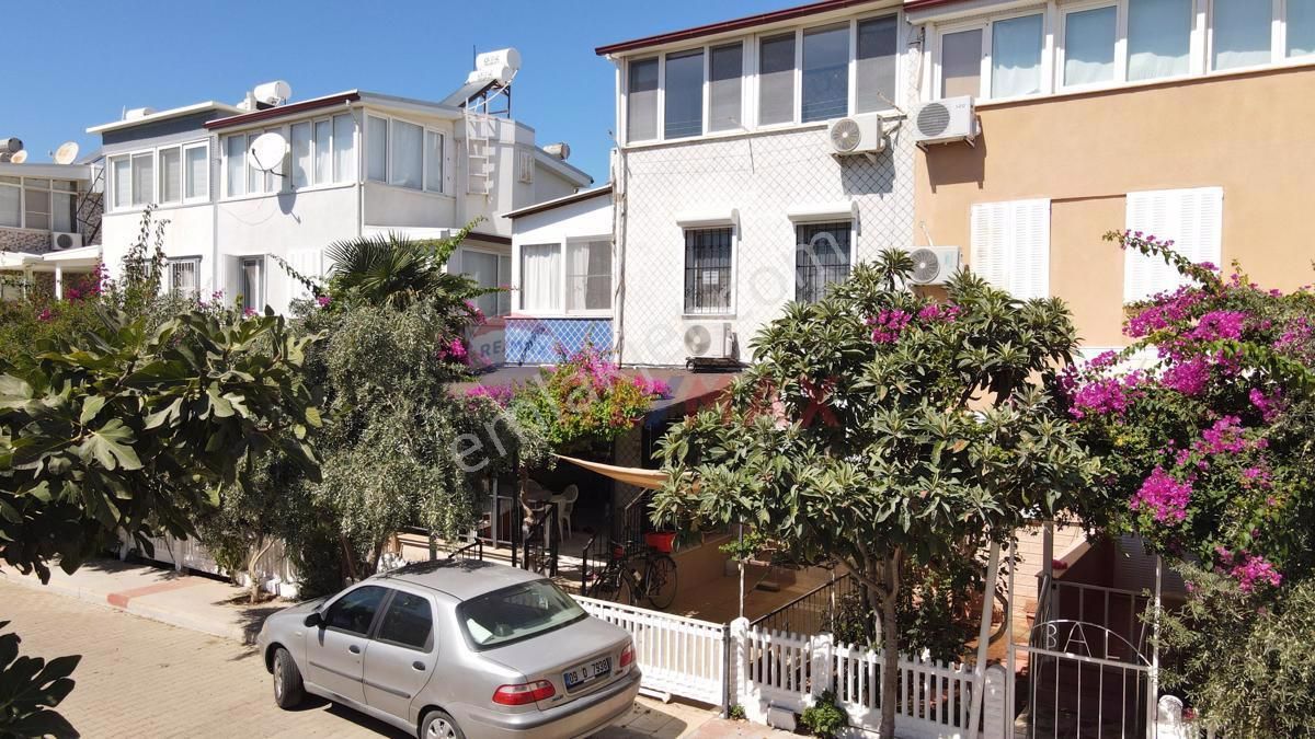 Didim Çamlık Satılık Villa Aydın Didim Çamlık Mahallesi Defne Sitesi'nde 3+1 Eşyalı Villa