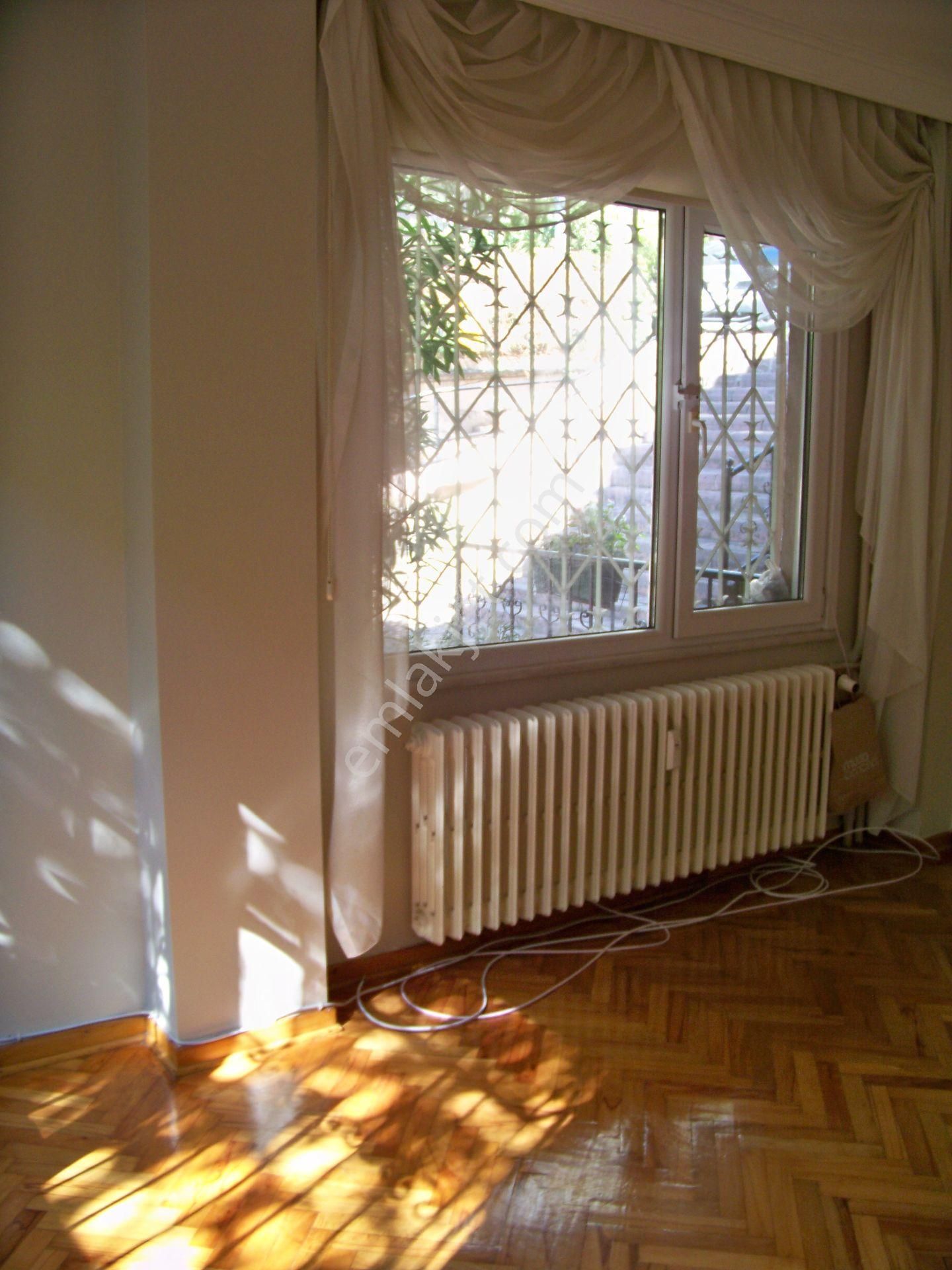 Mecidiyeköy Ortaklar'da 2+1 Komple Yenilenmiş 70 M2 Yüksek Giriş Ferah Daire - Görsel 6