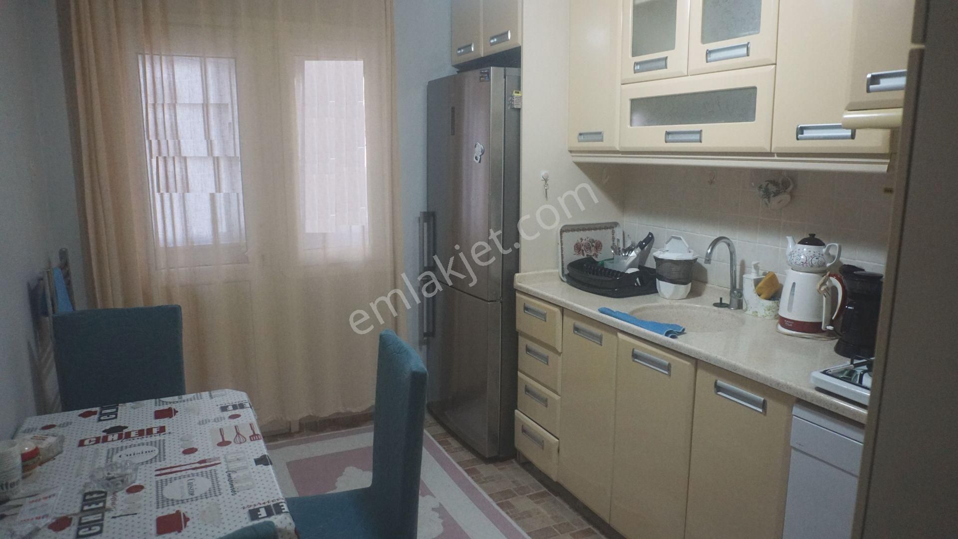 Çiğli Evka-5 Kiralık Daire  EVKA 5 DE KİRALIK 2+1 DOĞALGAZ KOMBİLİ ÇİĞLİ SERKAN DAN