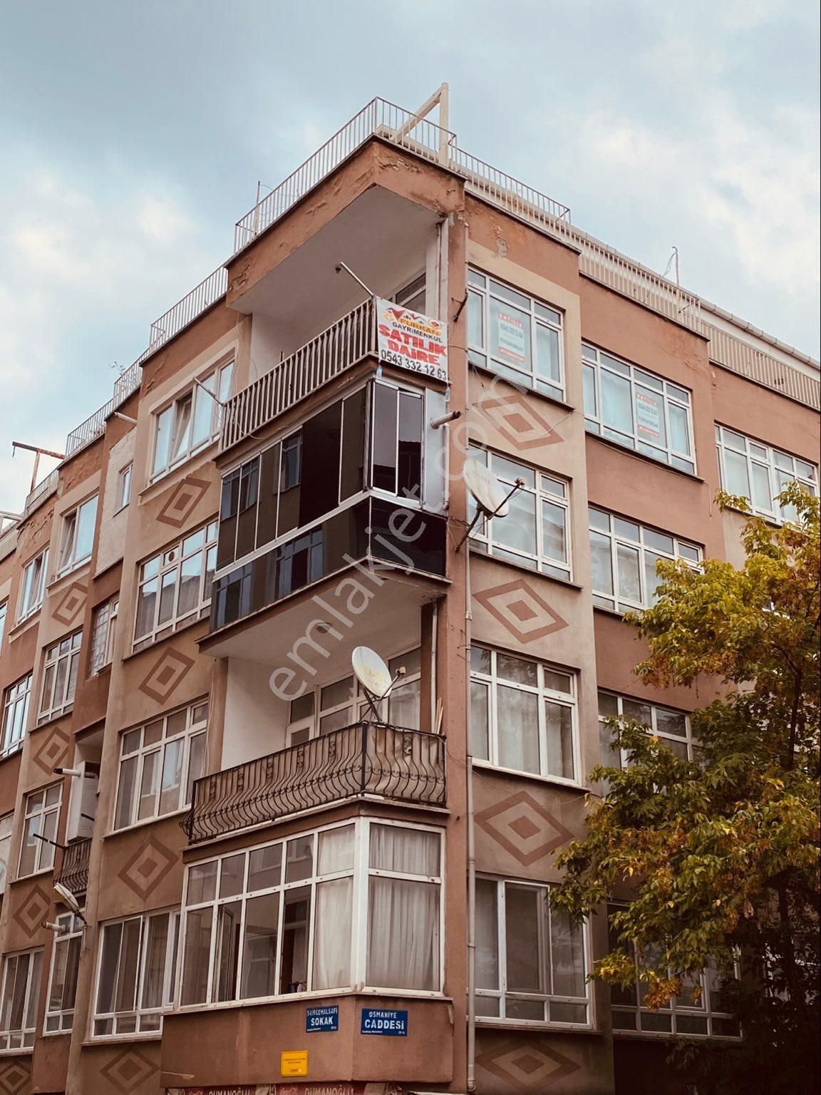 İlkadım Kadıköy Satılık Daire FURKAN EMLAKTAN KADIKÖY MAH CADDEYE CEPHE 3+1 4.KAT 135M2 İÇİ FULL YAPILI DOĞALGAZLI FIRSAT DAİRE