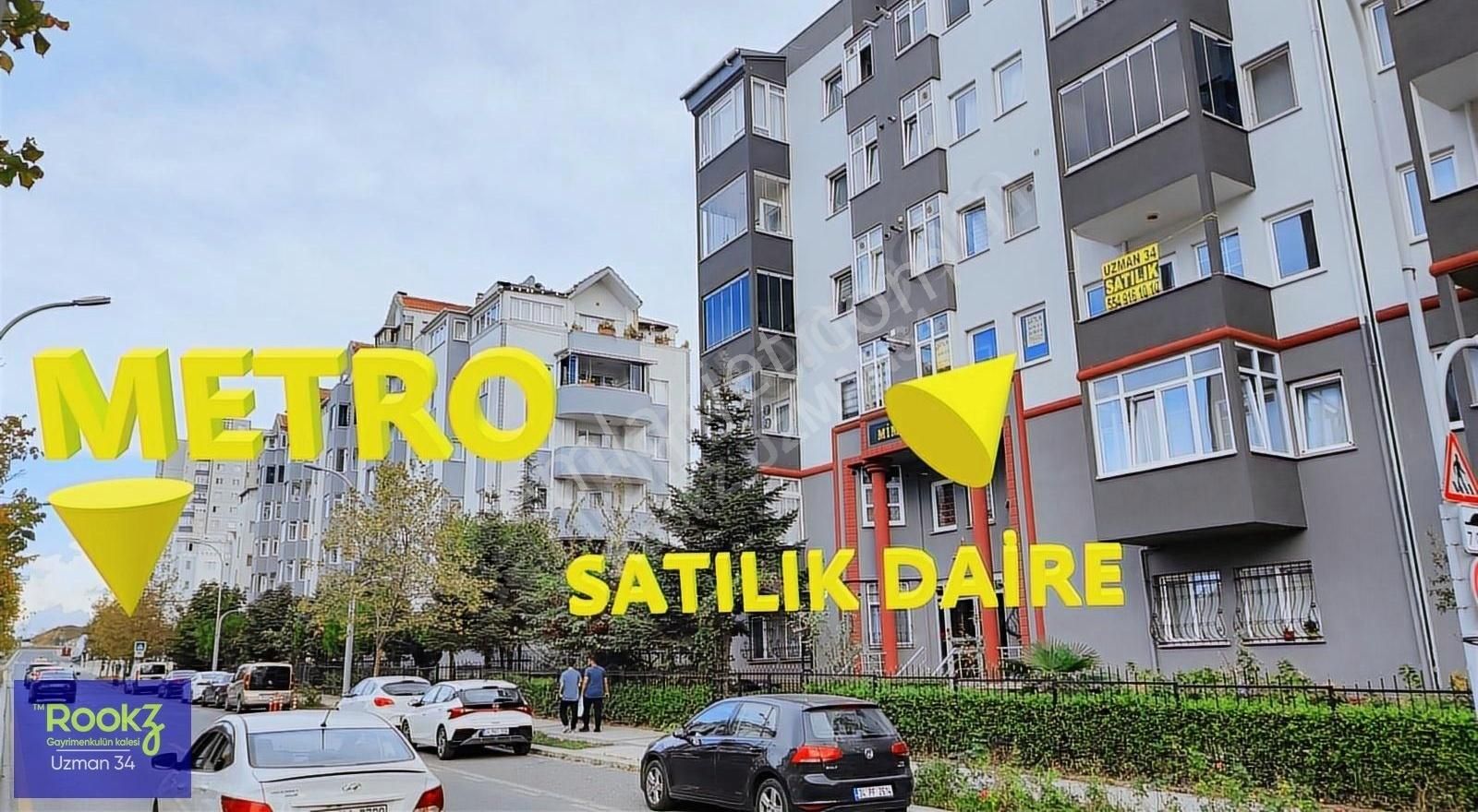 Başakşehir Başakşehir Satılık Daire Ara Kat BOŞ 3+1 Satılık | Onurkent Mimarlar Sitesi Metroya 50 m