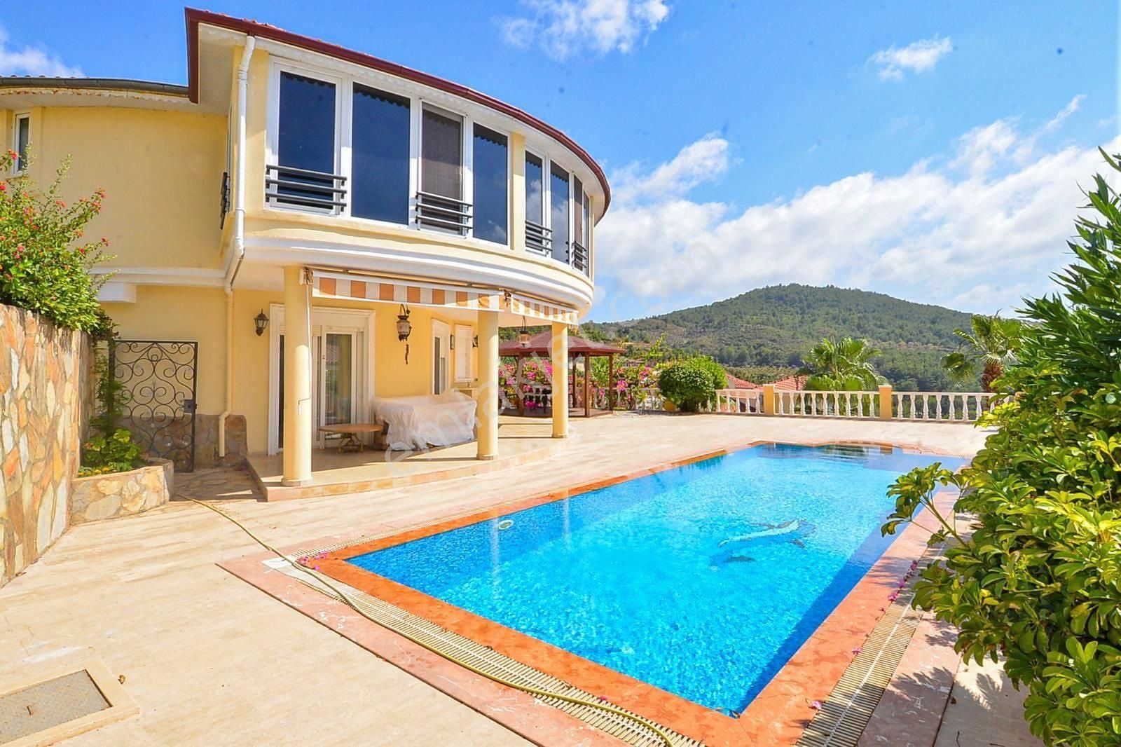 Alanya Kargıcak Satılık Villa MUHTEŞEM DOGA DENIZ MANZARALI VİLLA SATILIKTIR!