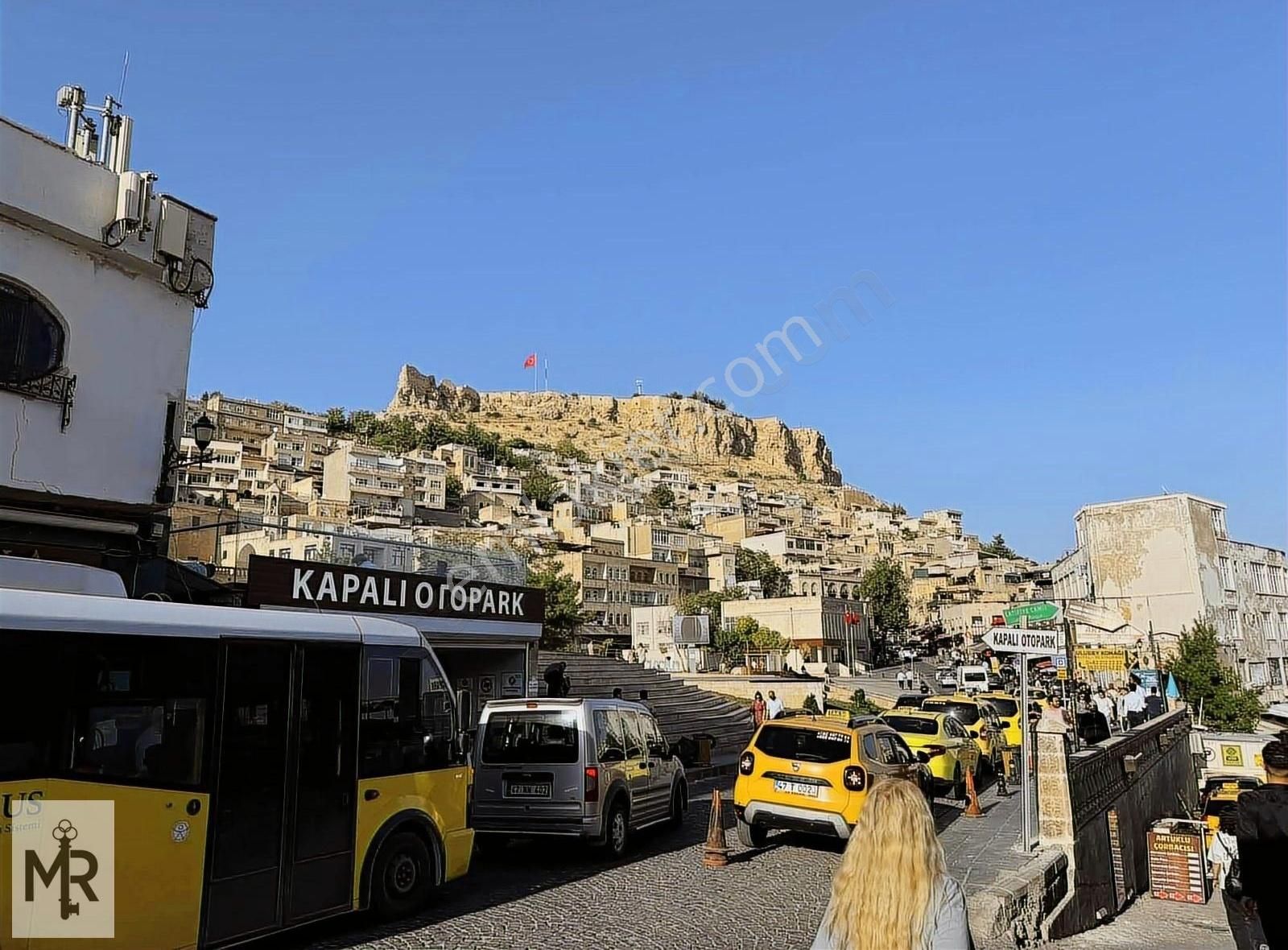 Artuklu Latifiye Satılık Dükkan & Mağaza MR TUNADAN 1.CADDE CUMHURİYET MEYDANINDA SATILIK DÜKKAN