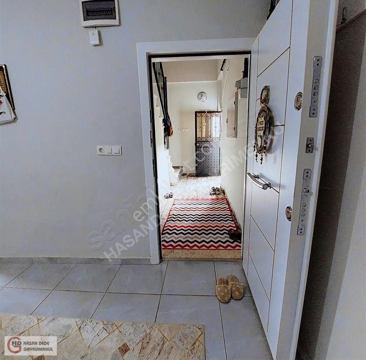 Sultanbeyli Battalgazi Mah.3 Katlı Komple Komple Bina Satılıktır - Görsel 30