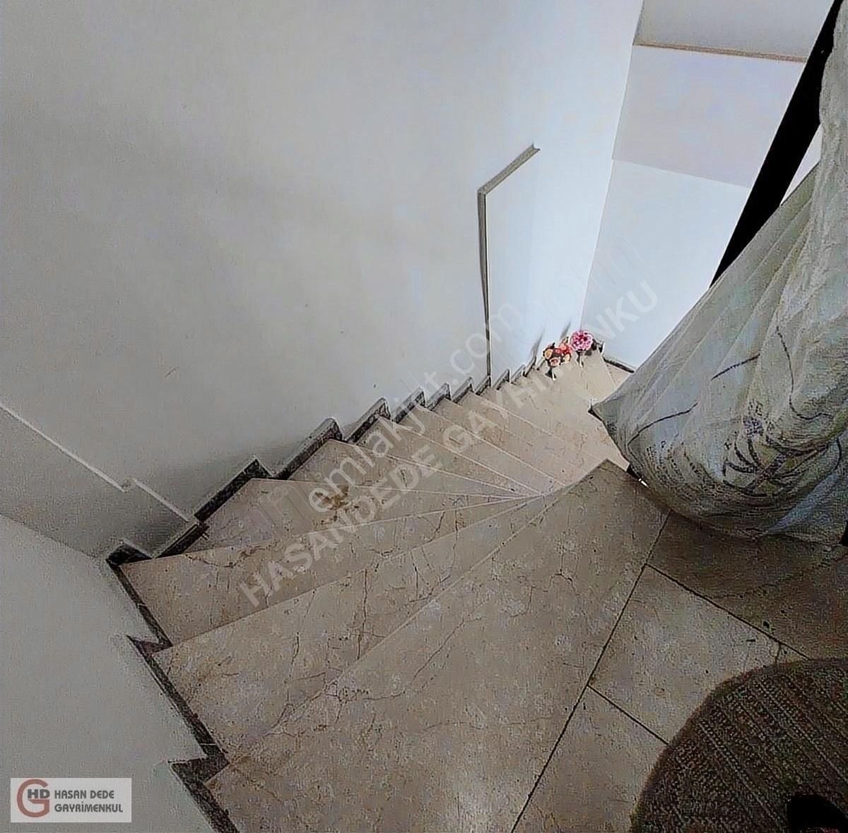 Sultanbeyli Battalgazi Mah.3 Katlı Komple Komple Bina Satılıktır - Görsel 27