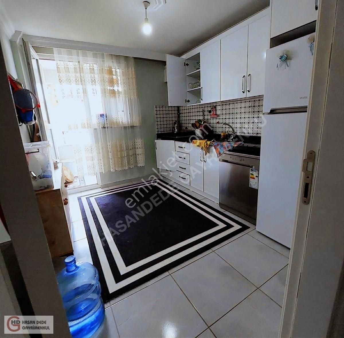 Sultanbeyli Battalgazi Mah.3 Katlı Komple Komple Bina Satılıktır - Görsel 31