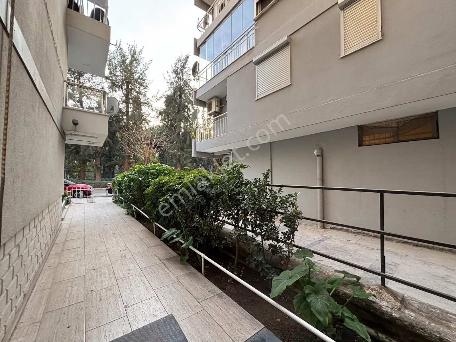 Alsancak Fuar Cepheli Önü Açık Ferah 4 Oda 1 Salon 150 M2 Kiralık Mobilyalı Daire Cepheli - Görsel 7