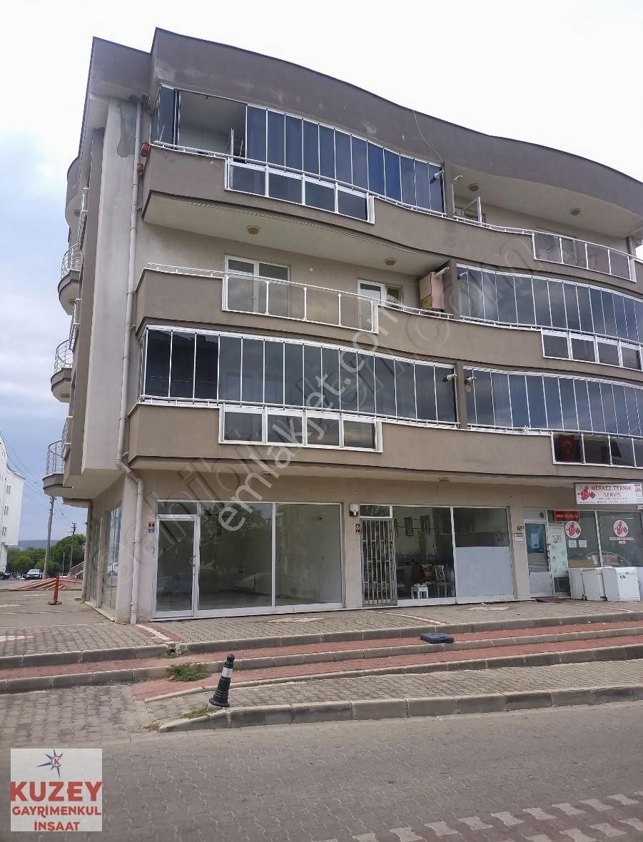 Çanakkale Merkez Kepez Bld. (Cumhuriyet) Kiralık Daire Çanakkale kepez'de arakat ,kapalı mutfak 2+1 geniş balkonlu