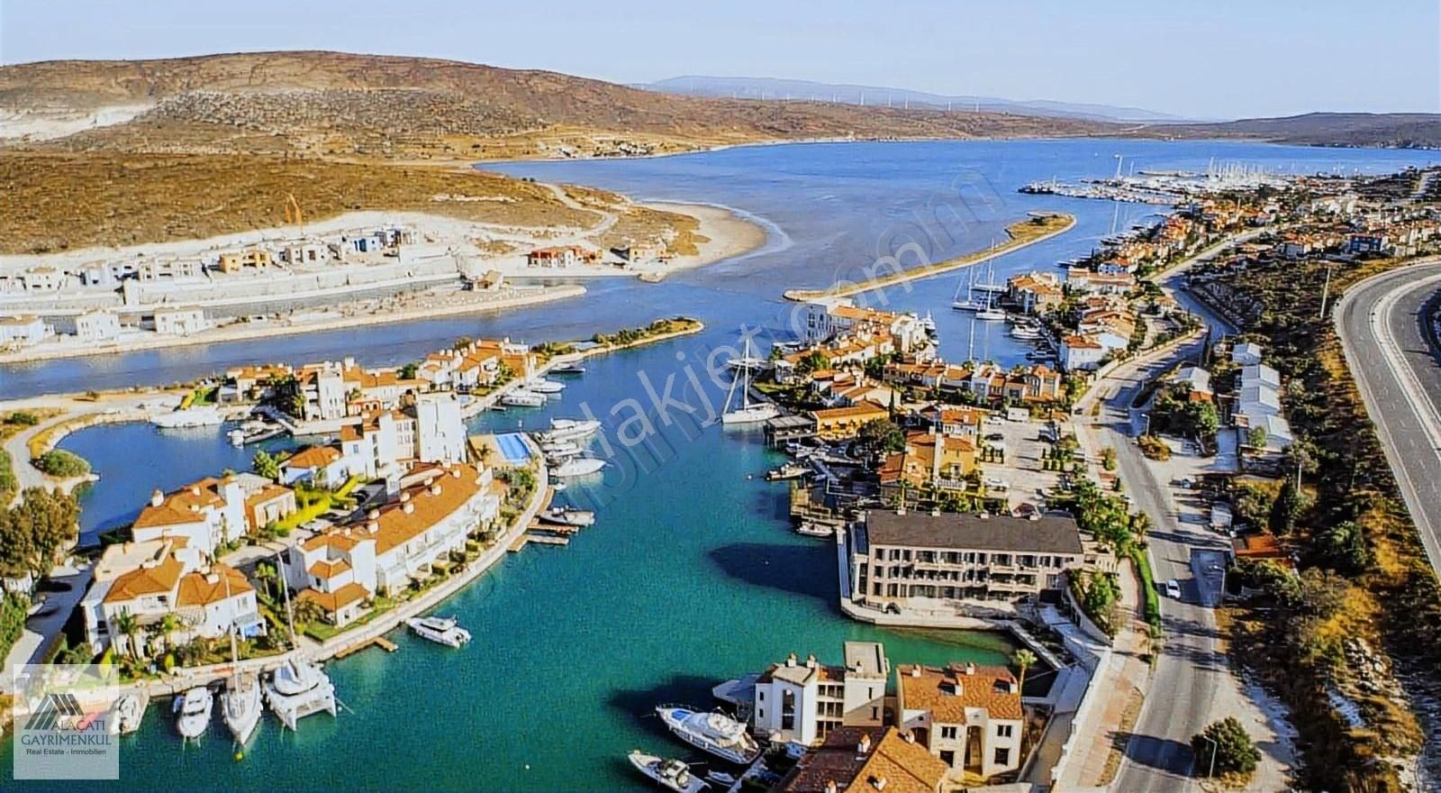 Çeşme Alaçatı Satılık Villa ALC 'DEN ALAÇATI PORT ULTRA LUX SATILIK VİLLA