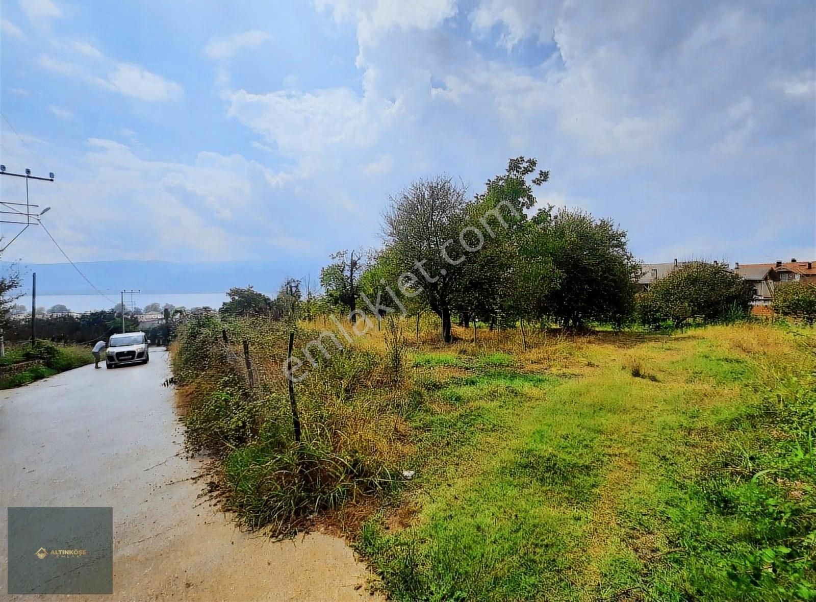 Kartepe Eşme Satılık Villa İmarlı Sapanca Gölü Manzaralı, %20 2 Kat İmarlı 722 M2 Arsa