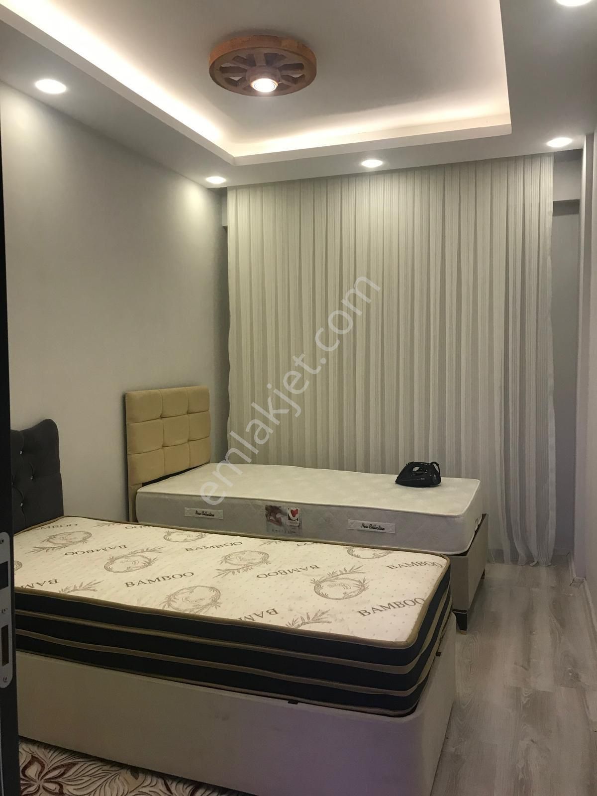 Kars Merkez Şehitler Kiralık Daire  ALTIN EMLAKTAN YENİ BİNA 1+1 EŞYALI YÜKSEK GİRİŞ ŞEHİTLER MH YURTİÇİ KARGO MEVKİİ BALKON OTOPARK 