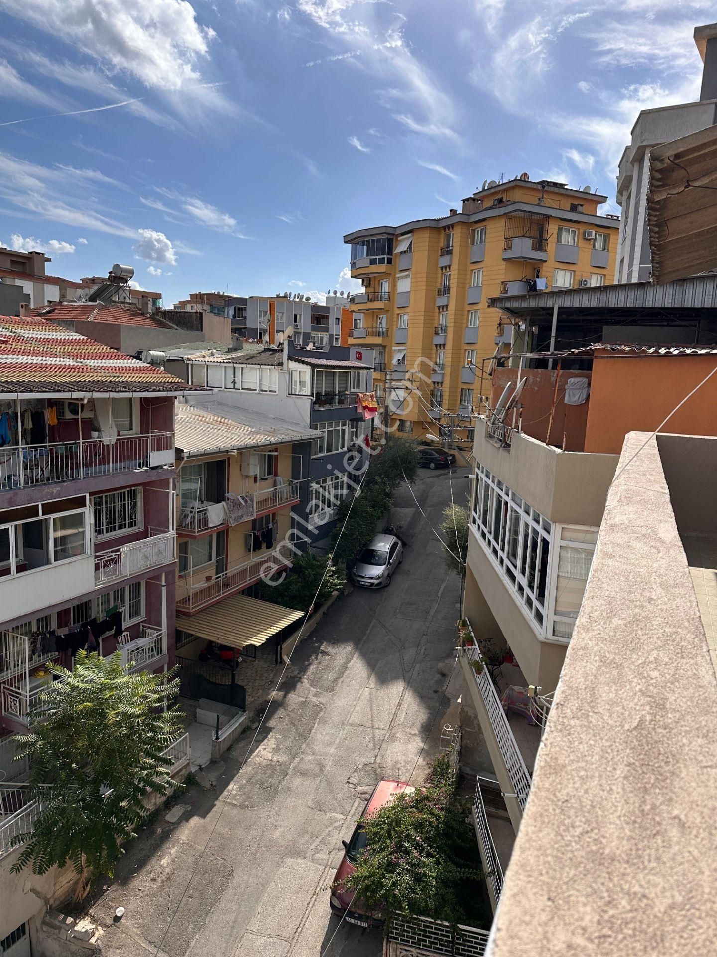 Acil Buca Işıklıpark Ve Yıkıkkemer Meydan Yakını 4.5 Katlı 166m2 4 Daireli Müstakil Bina - Görsel 11