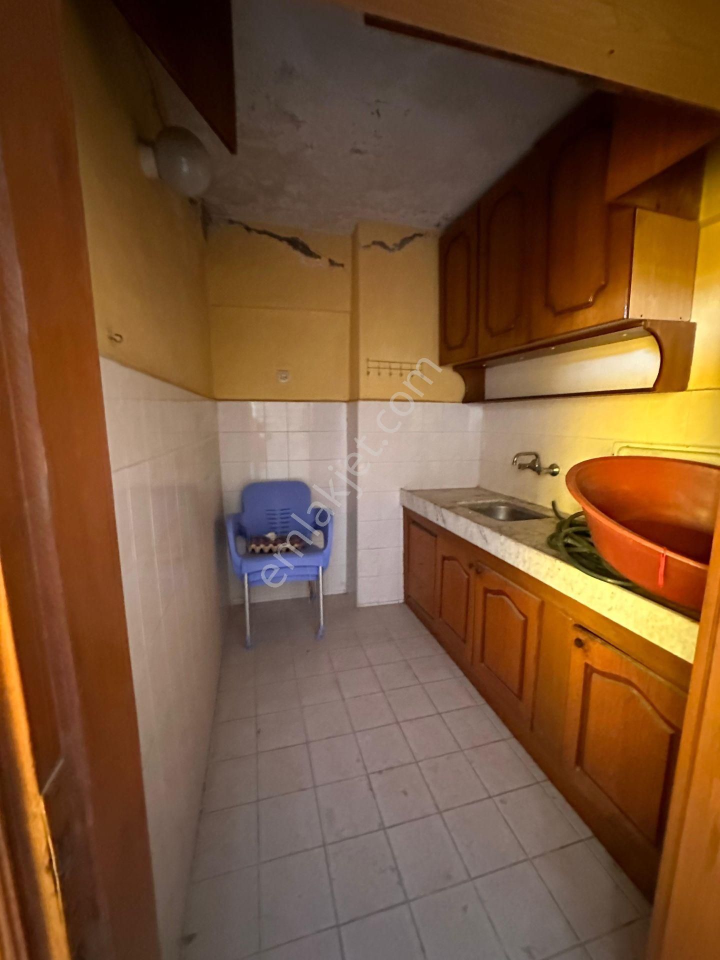 Acil Buca Işıklıpark Ve Yıkıkkemer Meydan Yakını 4.5 Katlı 166m2 4 Daireli Müstakil Bina - Görsel 6