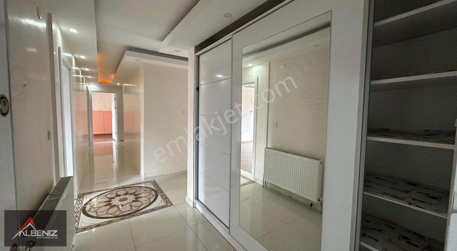 Beylikdüzü Büyükşehir Kiralık Daire BÜYÜKŞEHİR MAH MERKEZİ KONUMDA EBEVEYN BANYOLU KİRALIK 5+1