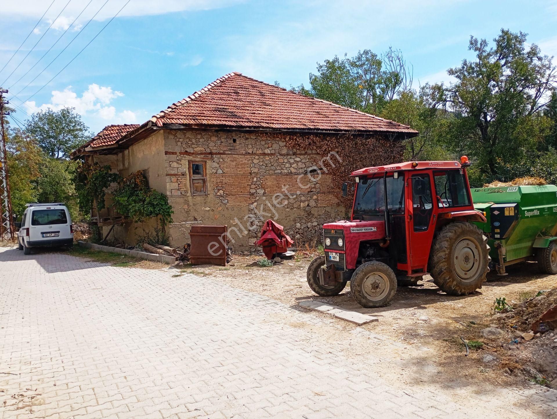 Bucak Avdancık Köyü (Merkez) Satılık Konut İmarlı  ACİL SATILIK SAHİBİNDEN Antalyaya yaklaşık 60 km KÖY İÇİ