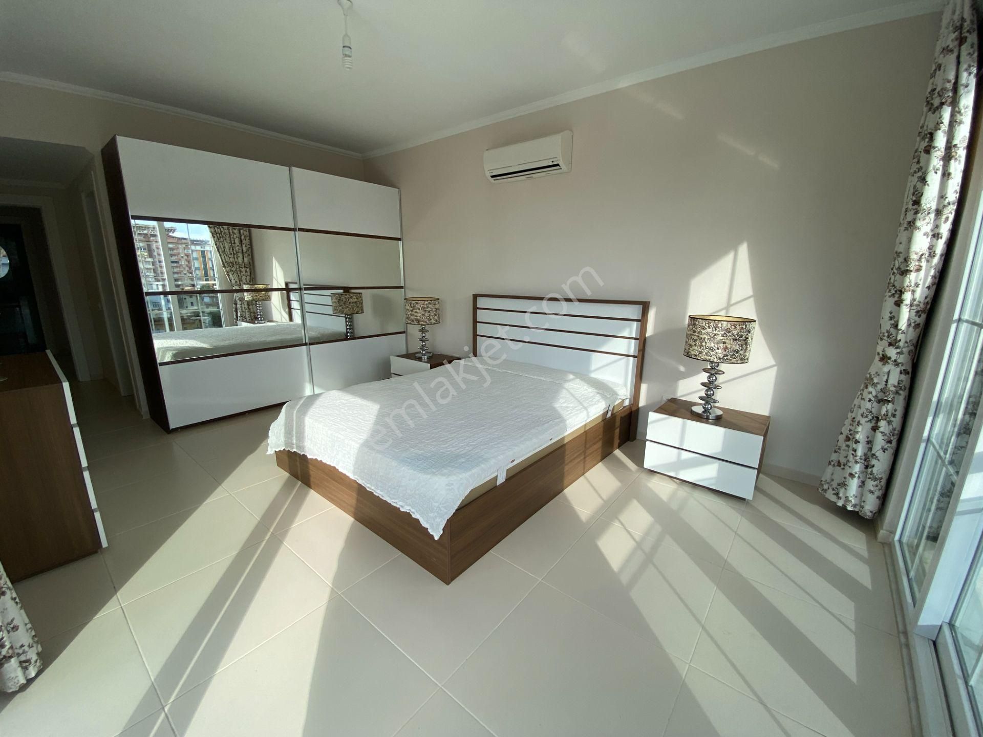 Alanya Tosmur'da Site İçi Eşyalı Satılık 4+1 Dubleks Daire - Görsel 18