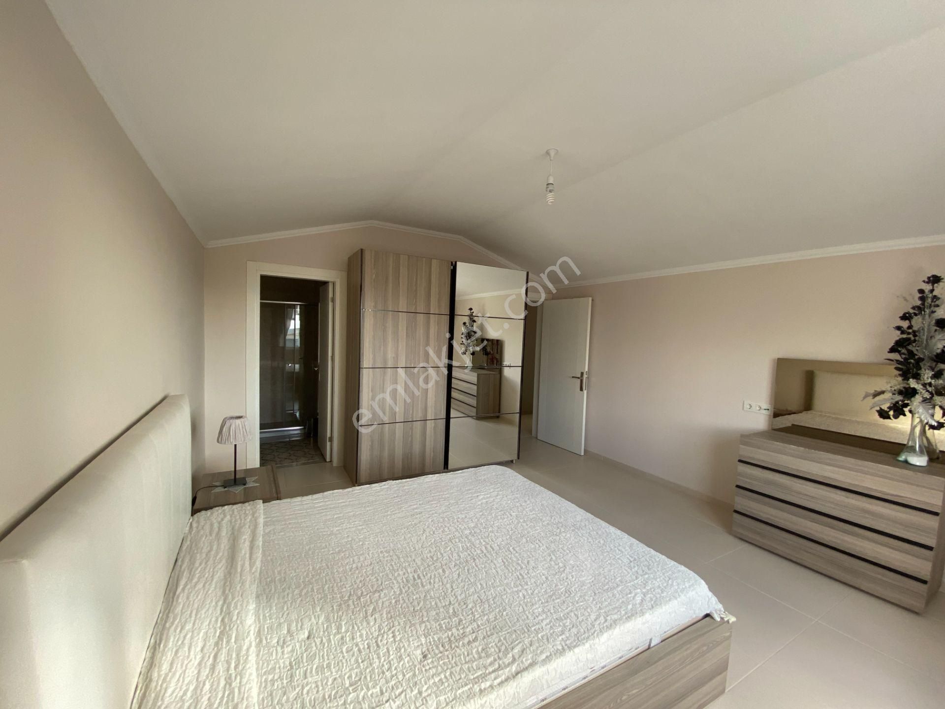 Alanya Tosmur'da Site İçi Eşyalı Satılık 4+1 Dubleks Daire - Görsel 26