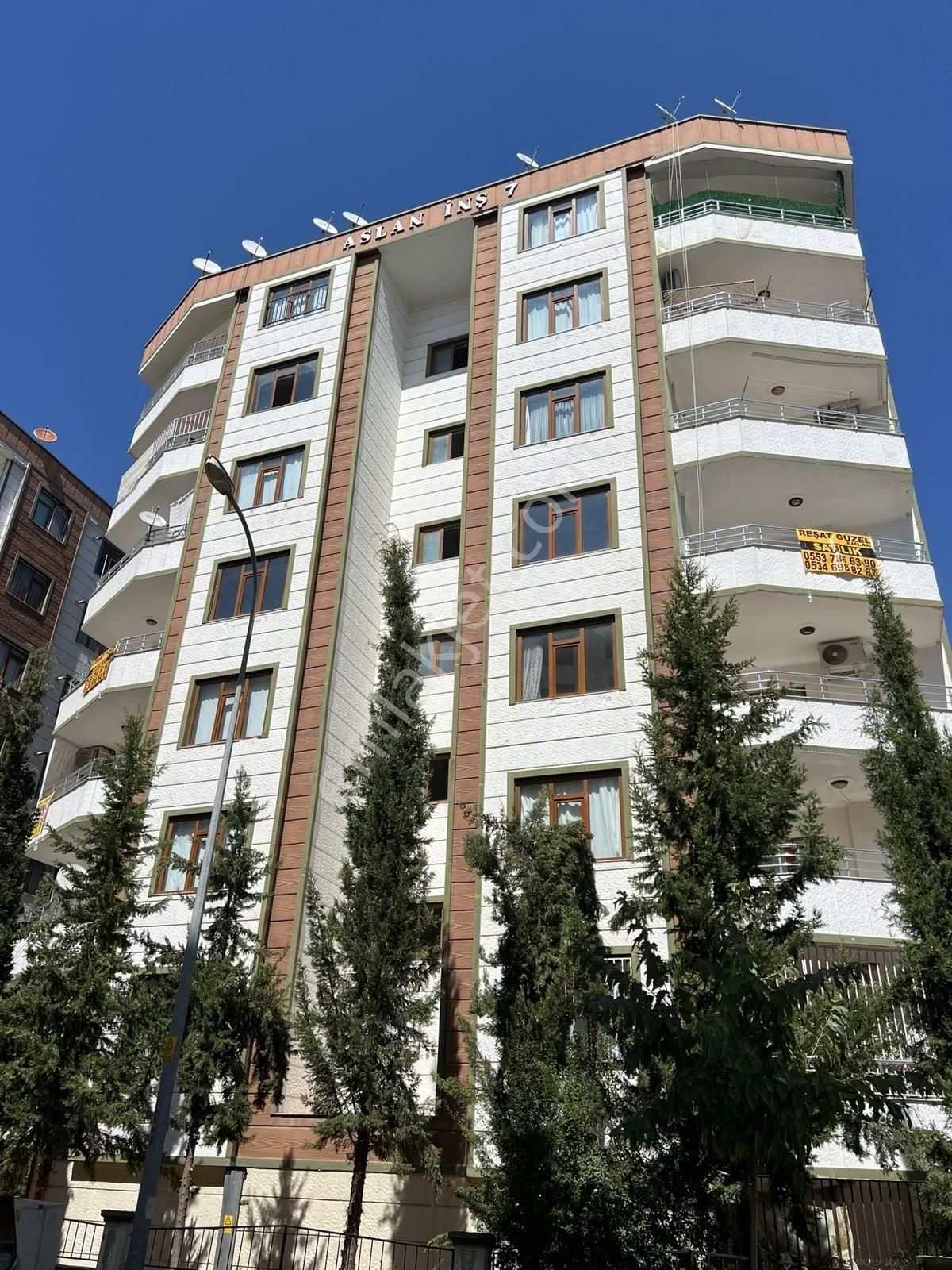 Karaköprü Atakent Satılık Daire DİKMEN GAYRIMENKULDEN 3+1 ARAKAT DAİRE BU FİYATA YOK 