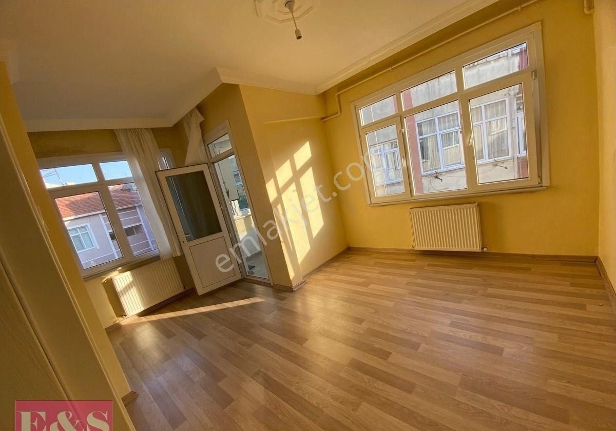 Fatih Silivrikapı Kiralık Daire ES GAYRİMENKUL SİLİVRİKAPIDA  2+1 KİRALIK DAİRE