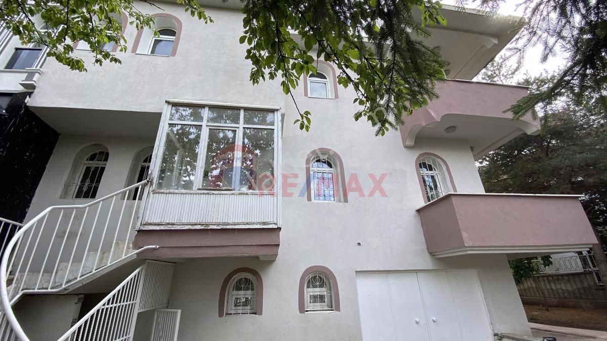 Palandöken Adnan Menderes Satılık Villa Remax Penta 'dan Yıldızkent 'te Satılık Villa