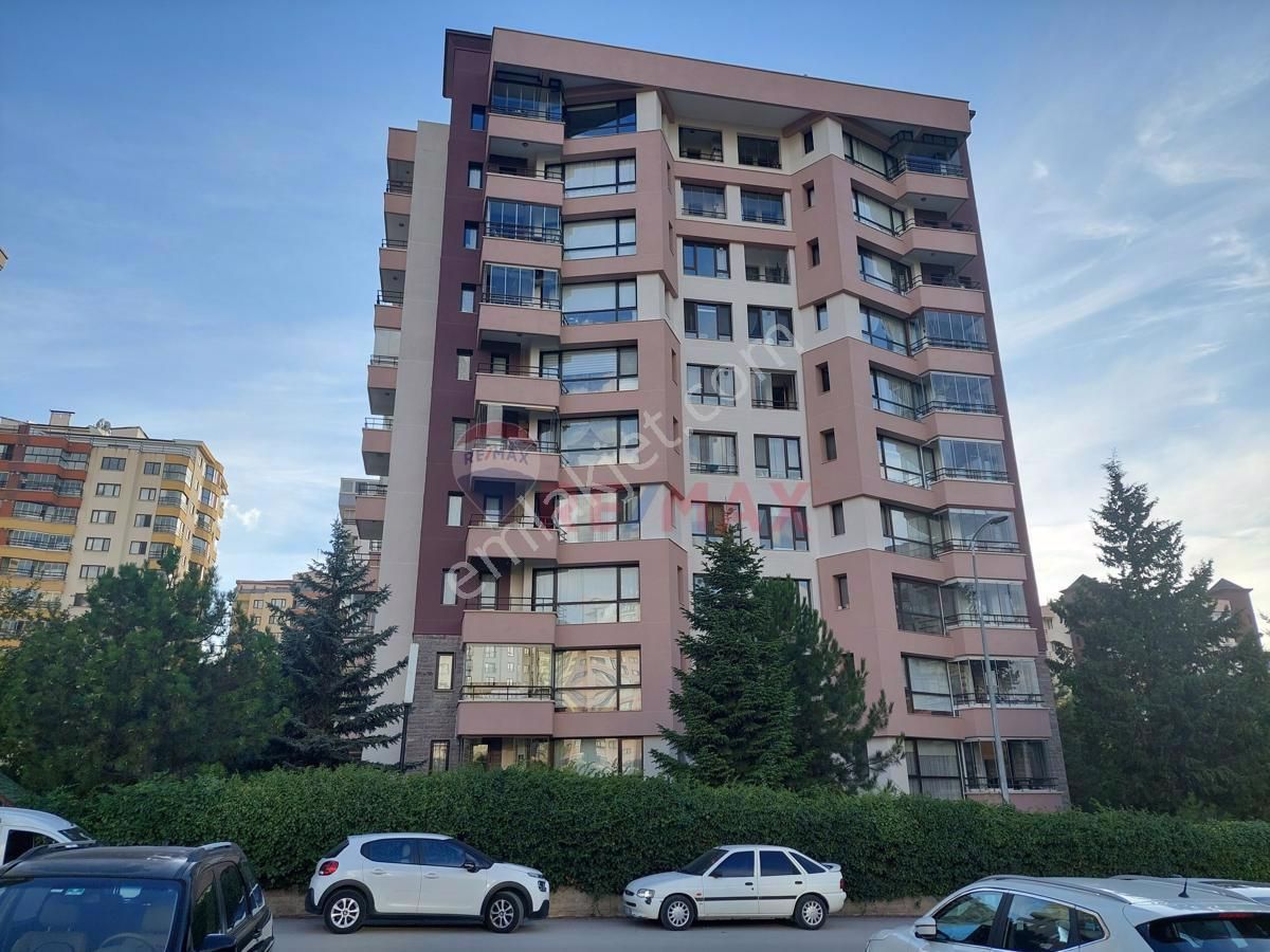 Çankaya Çukurambar Satılık Daire ÇUKURAMBAR MH MERKEZİ KONUMDA 3+1 ARA KAT SATILIK YAPILI DAİRE