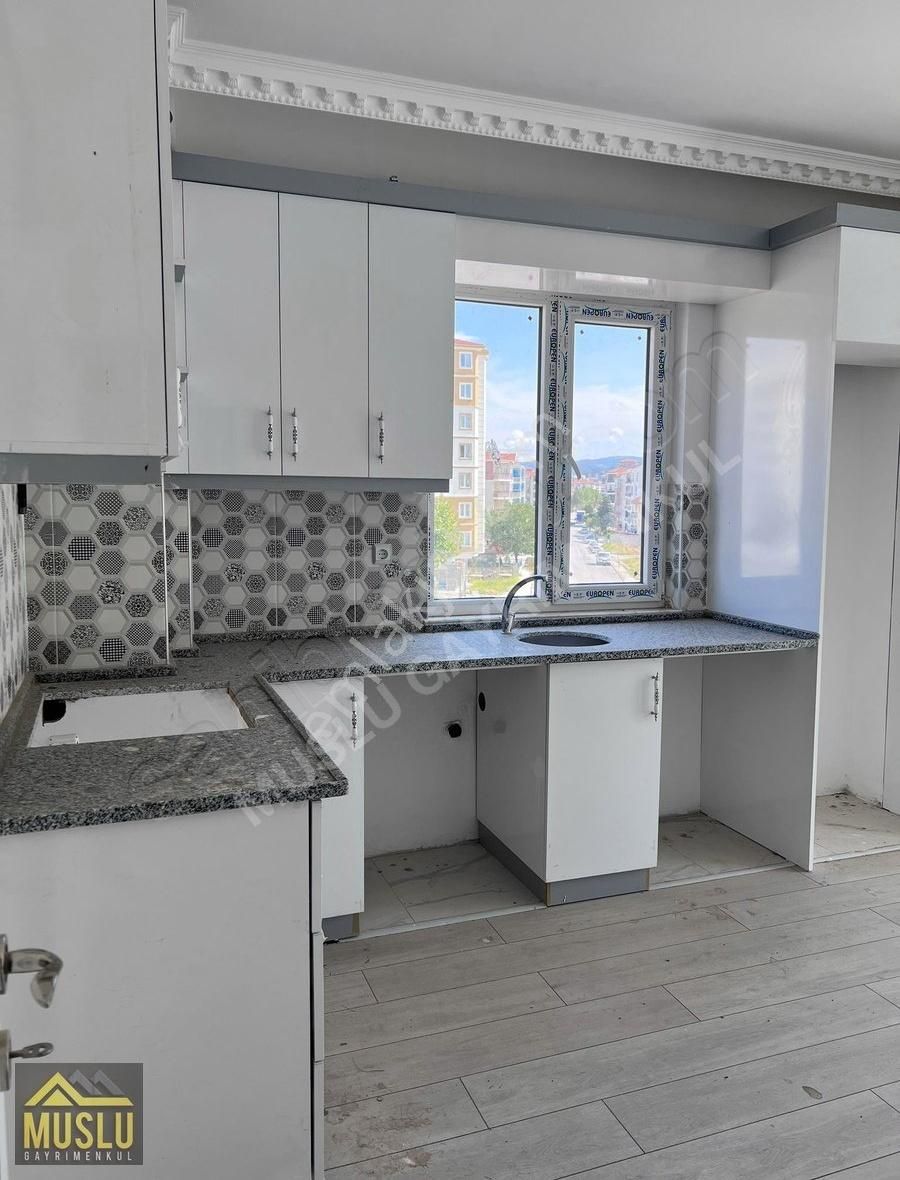 Çorum Merkez Ulukavak Satılık Daire MUSLU GAYRİMENKULDEN ÖZGÜREVLERDE 3+1 SATILIK DAİRE