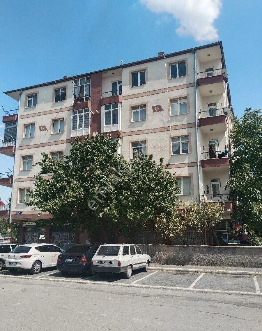 Melikgazi Keykubat Kiralık Daire mütevazı kirakik eşyalı daire kiralik