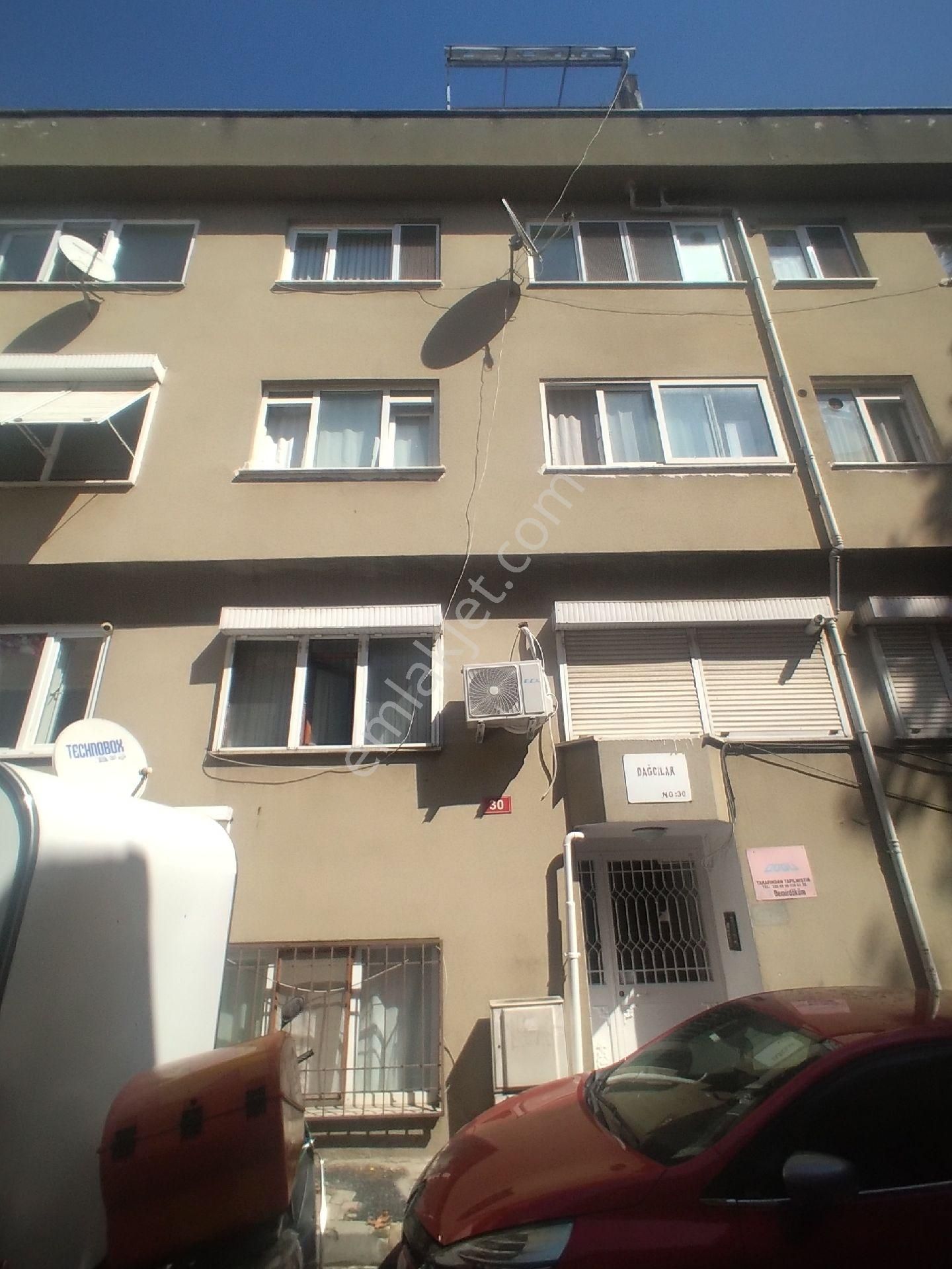 Kadıköy Hasanpaşa Satılık Daire Hasanpaşa Musavat sokakta 2+1 satılık daire