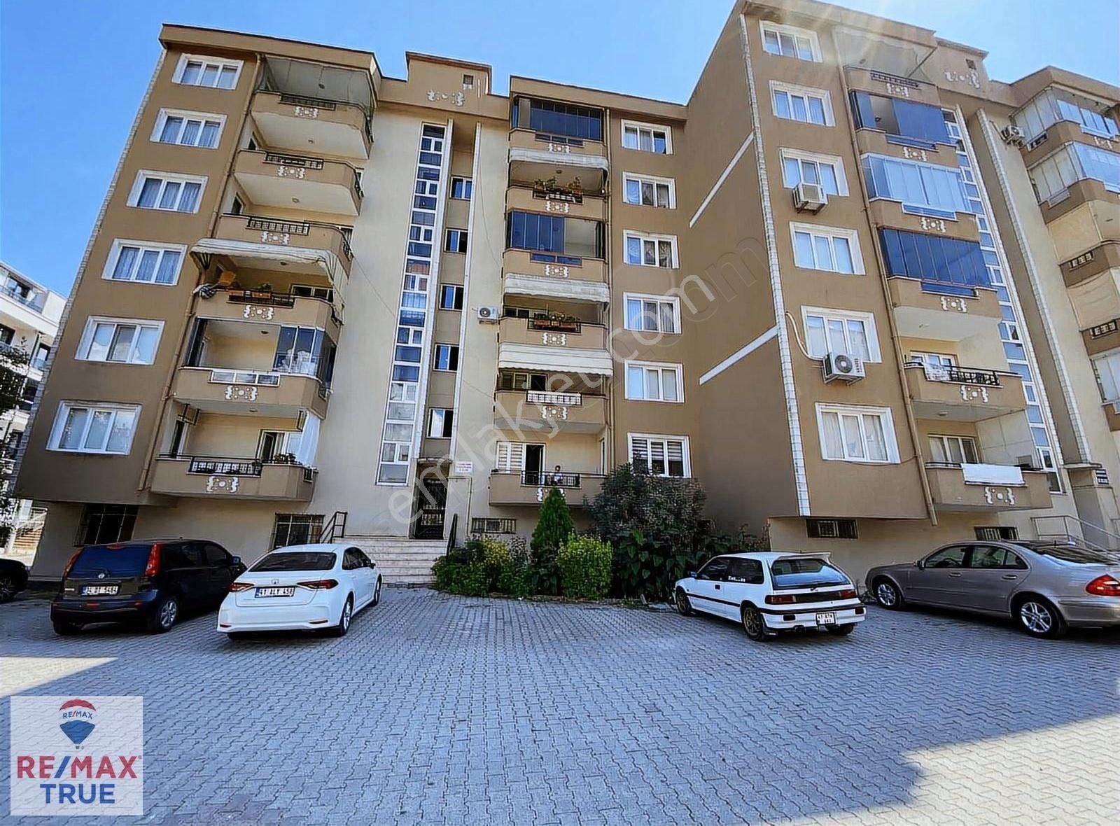 Kartepe Ataevler Satılık Daire KARTEPE ATAEVLER'DE GÜZELTEPE SİTESİNDE 3+1 SATILIK DAİRE