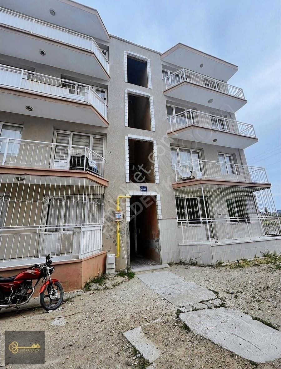 Bergama Atatürk Satılık Daire UYGUN FİYATLI ACİL SATILIK DAİRE GOLDEN KEYS'TEN