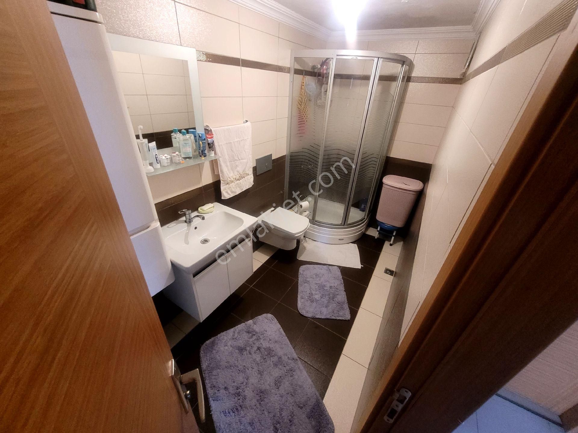 Kartal Atalar Da Çok Güzel Geniş Kullanışlı Ferah Daire - Görsel 14