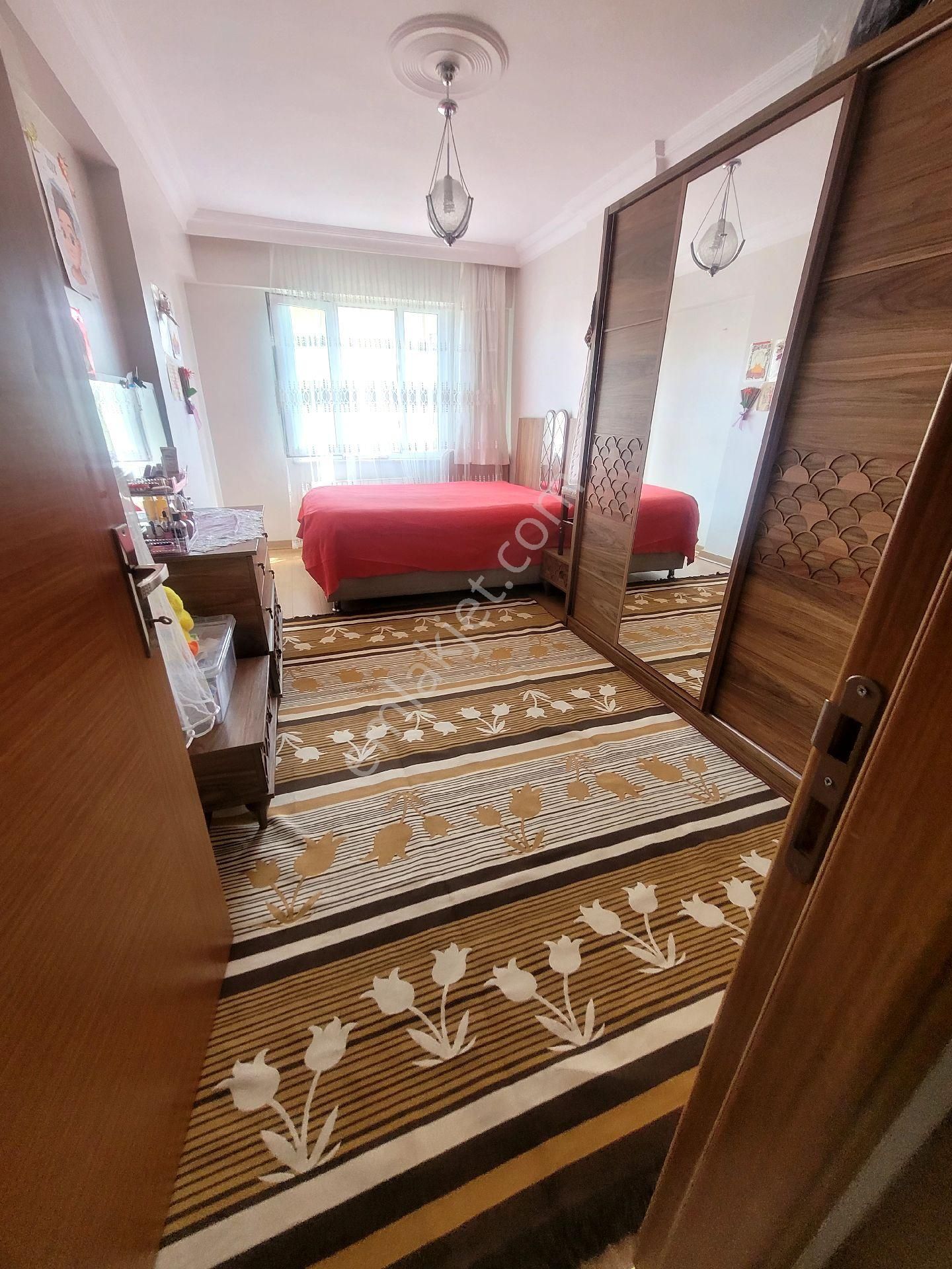 Kartal Atalar Da Çok Güzel Geniş Kullanışlı Ferah Daire - Görsel 7