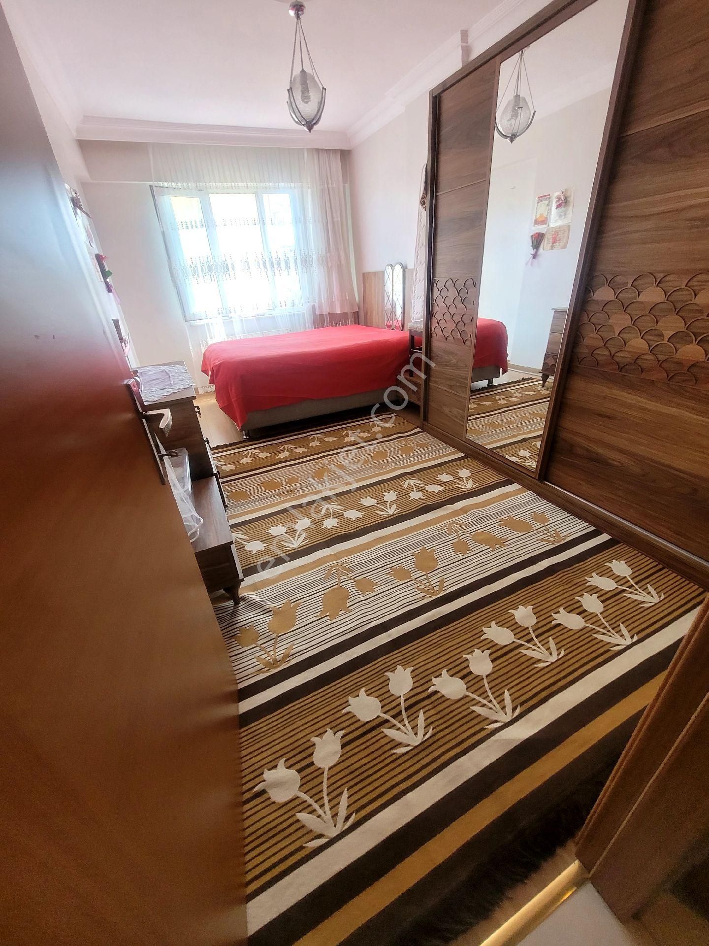 Kartal Atalar Da Çok Güzel Geniş Kullanışlı Ferah Daire - Görsel 12