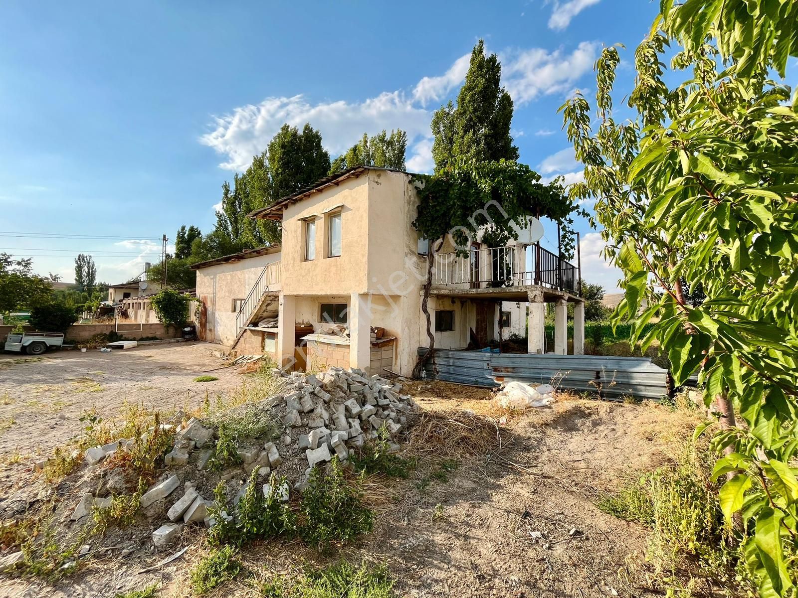 Nevşehir - Ürgüp Kayseri Yolu Üzeri Satılık Çiftlik - Görsel 10