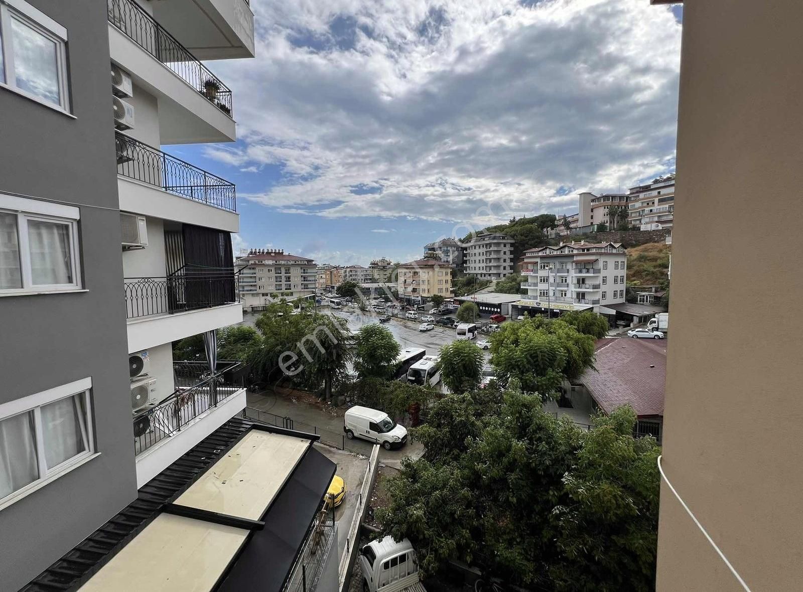 Alanya Cikcilli Satılık Daire CİKCİLLİ MAH 3+1 140m2 AYRI MUTFAK SATILIK DAİRE