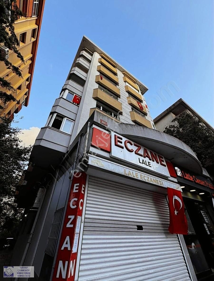 Ataşehir İçerenköy Satılık Daire ATAŞEHİR NECMETTIN ERBAKAN CADDESİN DE İÇİ KOMPLE YENİLENMİŞ 3+1