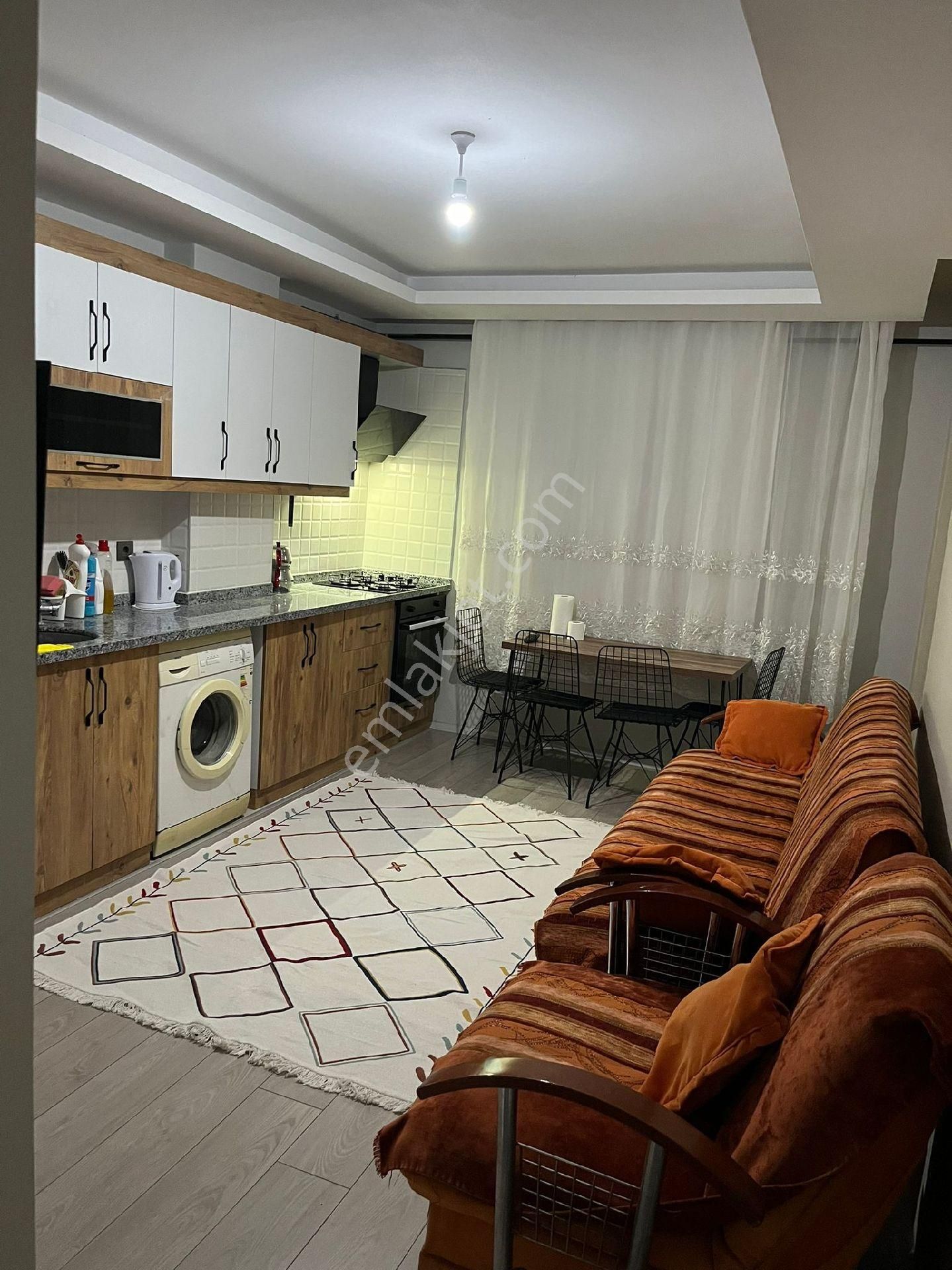 Tarsus Takbaş Kiralık Daire KARTAL TEPESİ MEVKİİ EŞYALI KİRALIK DAİRE