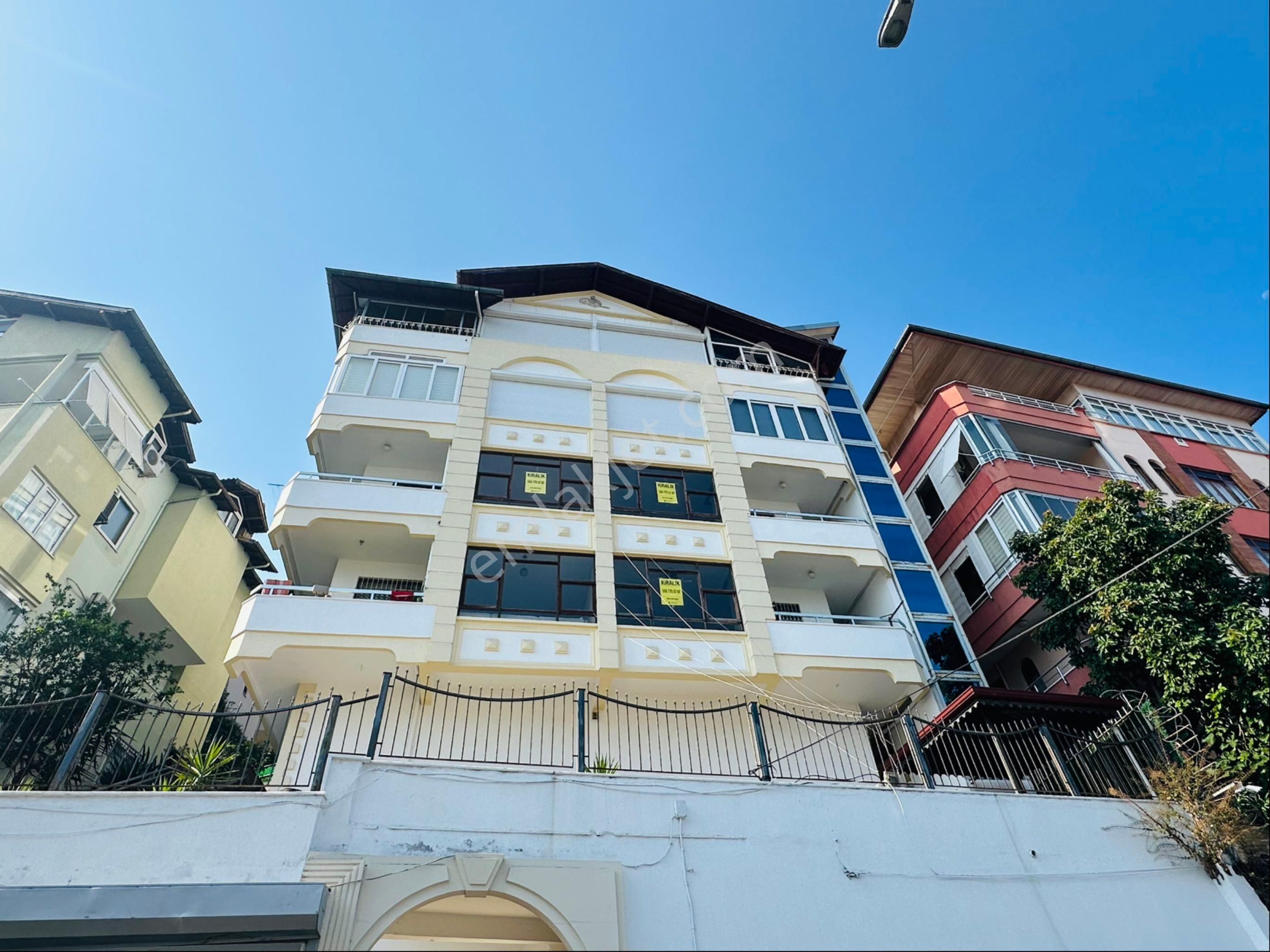 Emlakparktan Kale Yamacında Şehir Manzaralı Kiralık 2+1 Daire
