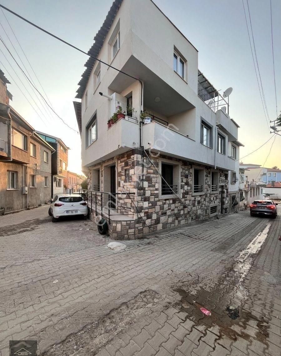 Urla Yelaltı Satılık Daire URLA'DA MERKEZİ 3+1 SIFIR TADİLATLI DAİRE