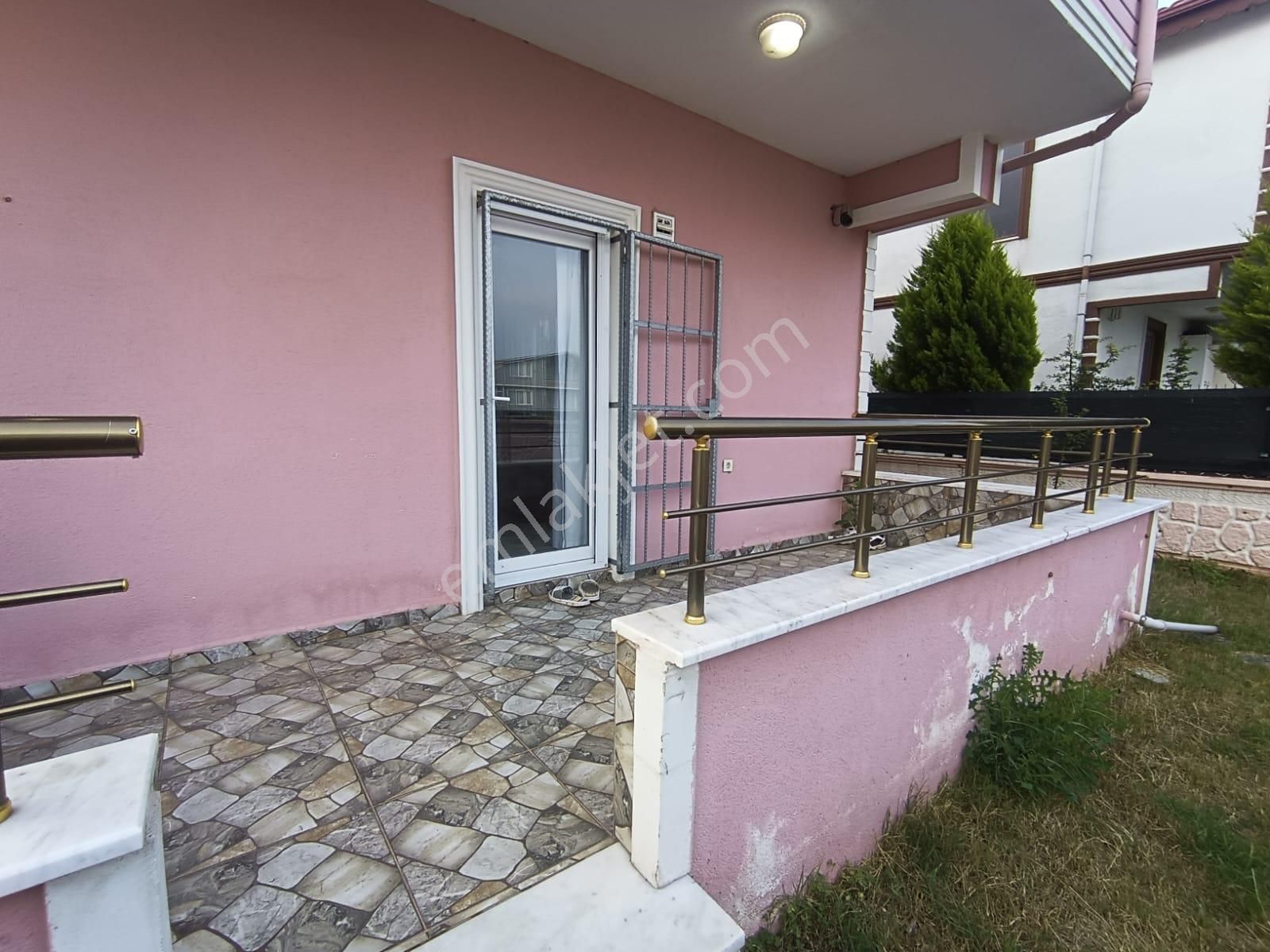 Kocaali Yalı Kiralık Villa  3+1 FULL EŞYALI DENİZE YÜRÜME MESAFESİNDE GÜNLÜK KİRALIK VİLLA