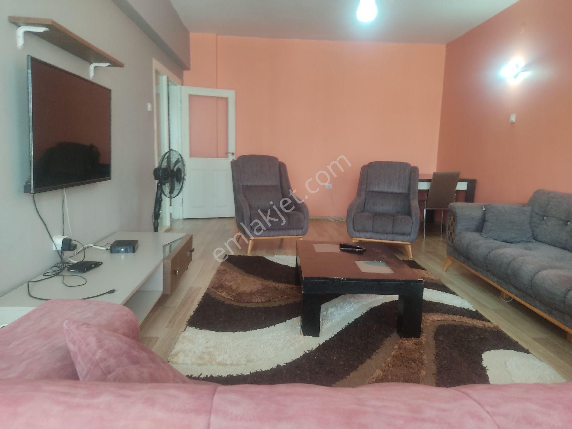 Çankaya Barbaros Günlük Kiralık Daire  ESAT CADDESINDE TUNALI HILMI CAD.VE KIZILAYA YURUME MESAFESINDE