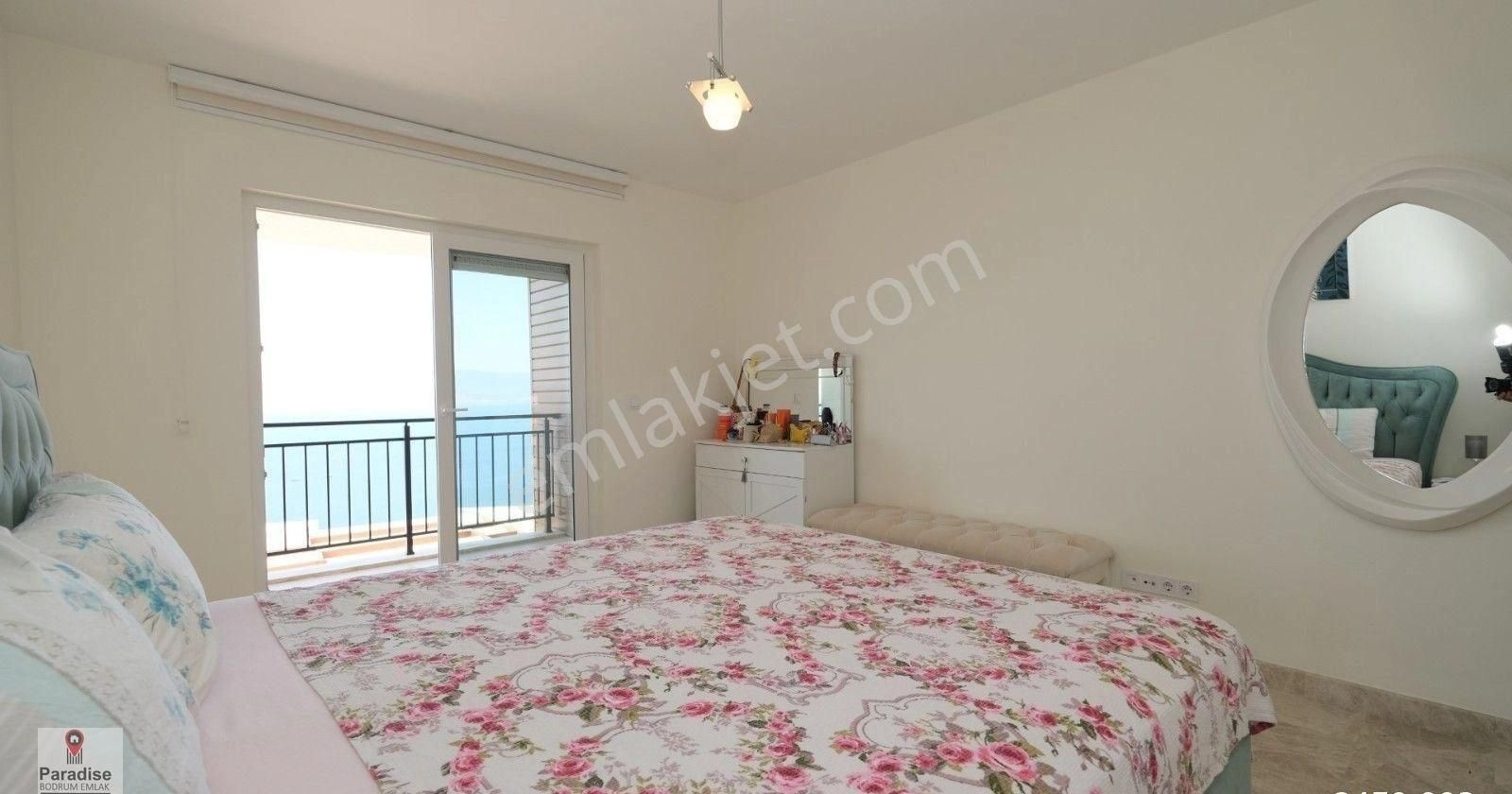 Adabükü Fabay Sitesi Satılık 3+1 Dubleks Yazlık Ev - Görsel 11