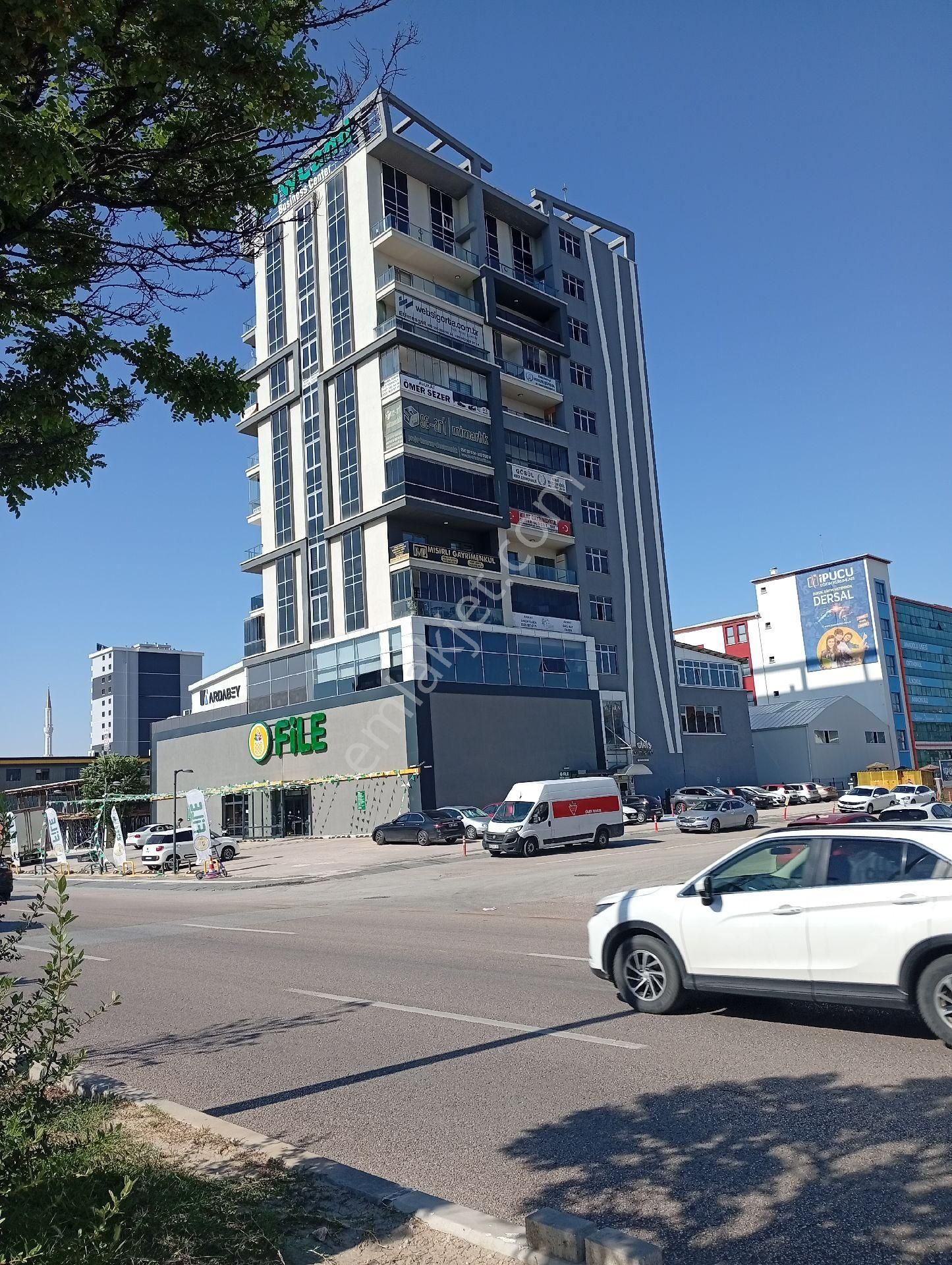 Kiralık Ofis Rezidans 1+1 İş Yeri - Görsel 27