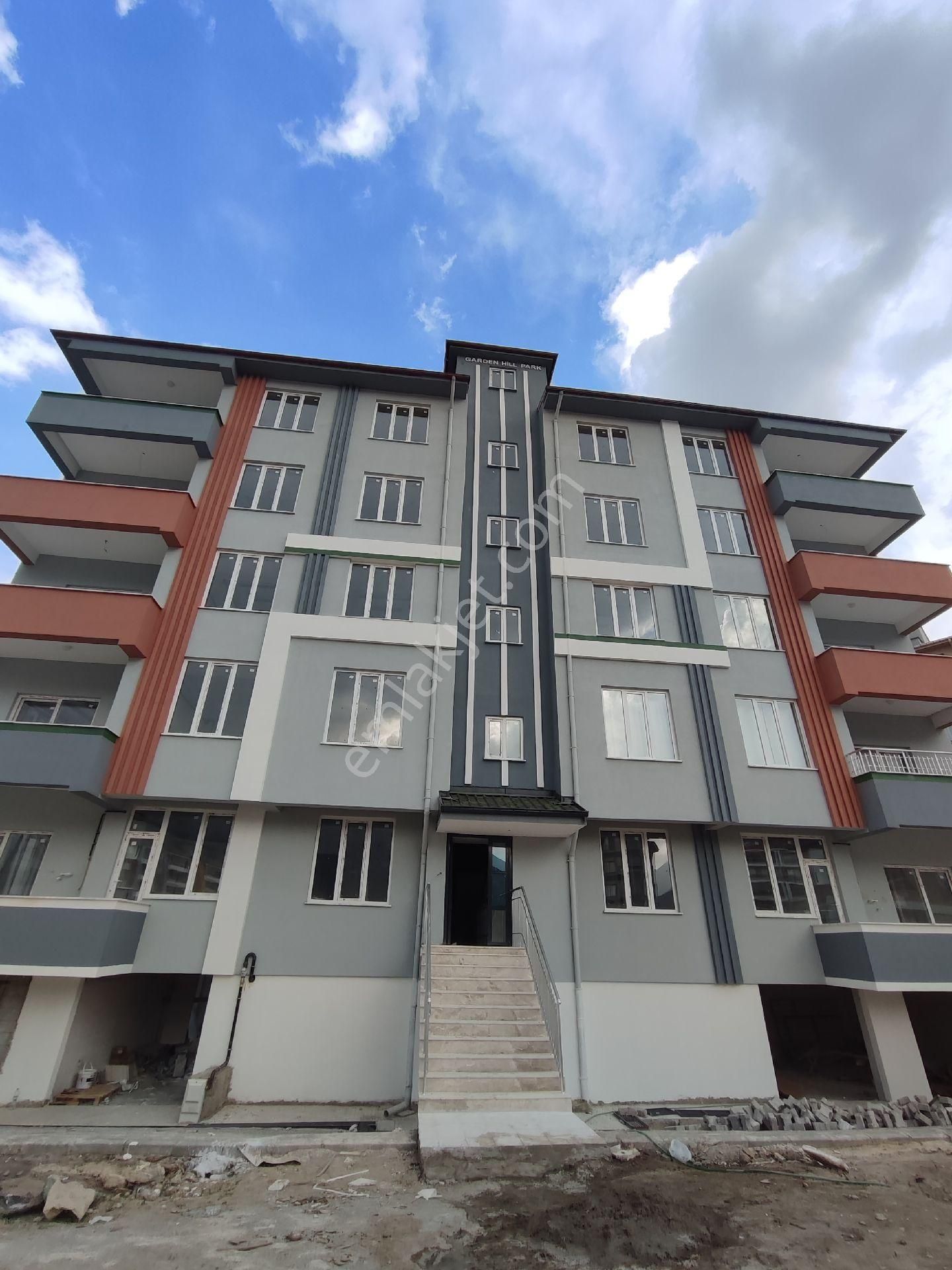 Akşehir Yeni Satılık Daire MURAT EMLKTAN SATILIK 3+1 SIFIR DAİRE LER