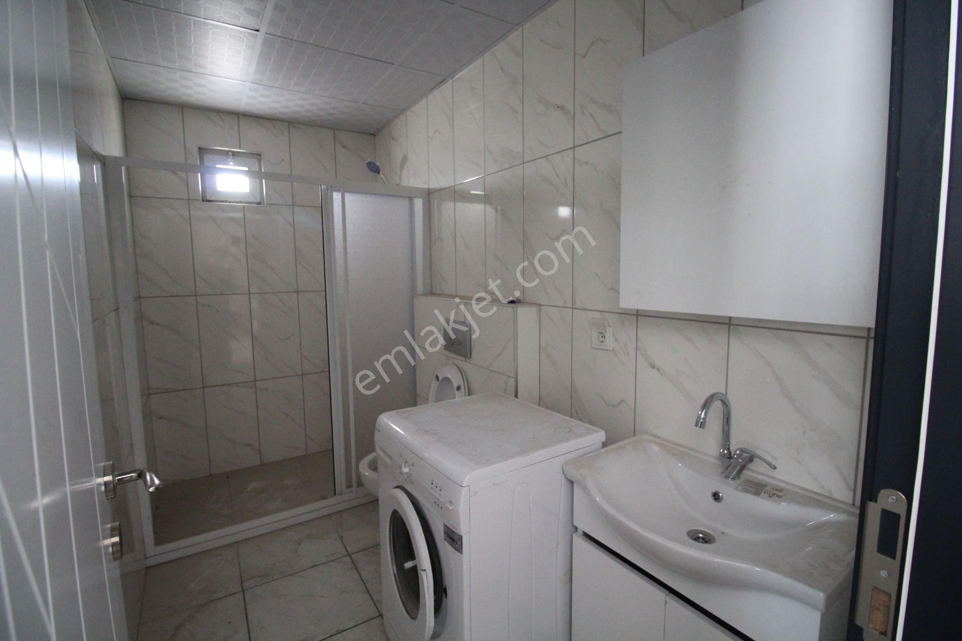 Aksaray Aratol İstiklalde Üniversite Yakınında Eşyalı 1+1 Daire