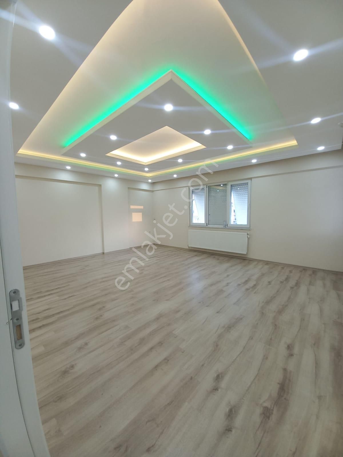 Kepez Gülveren Satılık Daire  GÜLVEREN MH 4+1 170M2 3.KAT KATTA TEK ACİLL SATILIK DAİRE