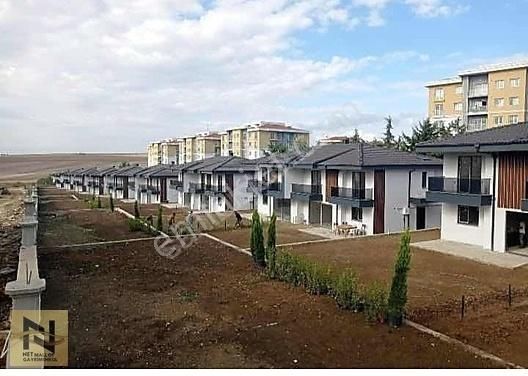 Silivri Mimar Sinan Satılık Villa Silivri Mimar Sinan Mh. Lavinya Sitesi İçinde 4+1 / 2katlı Villa