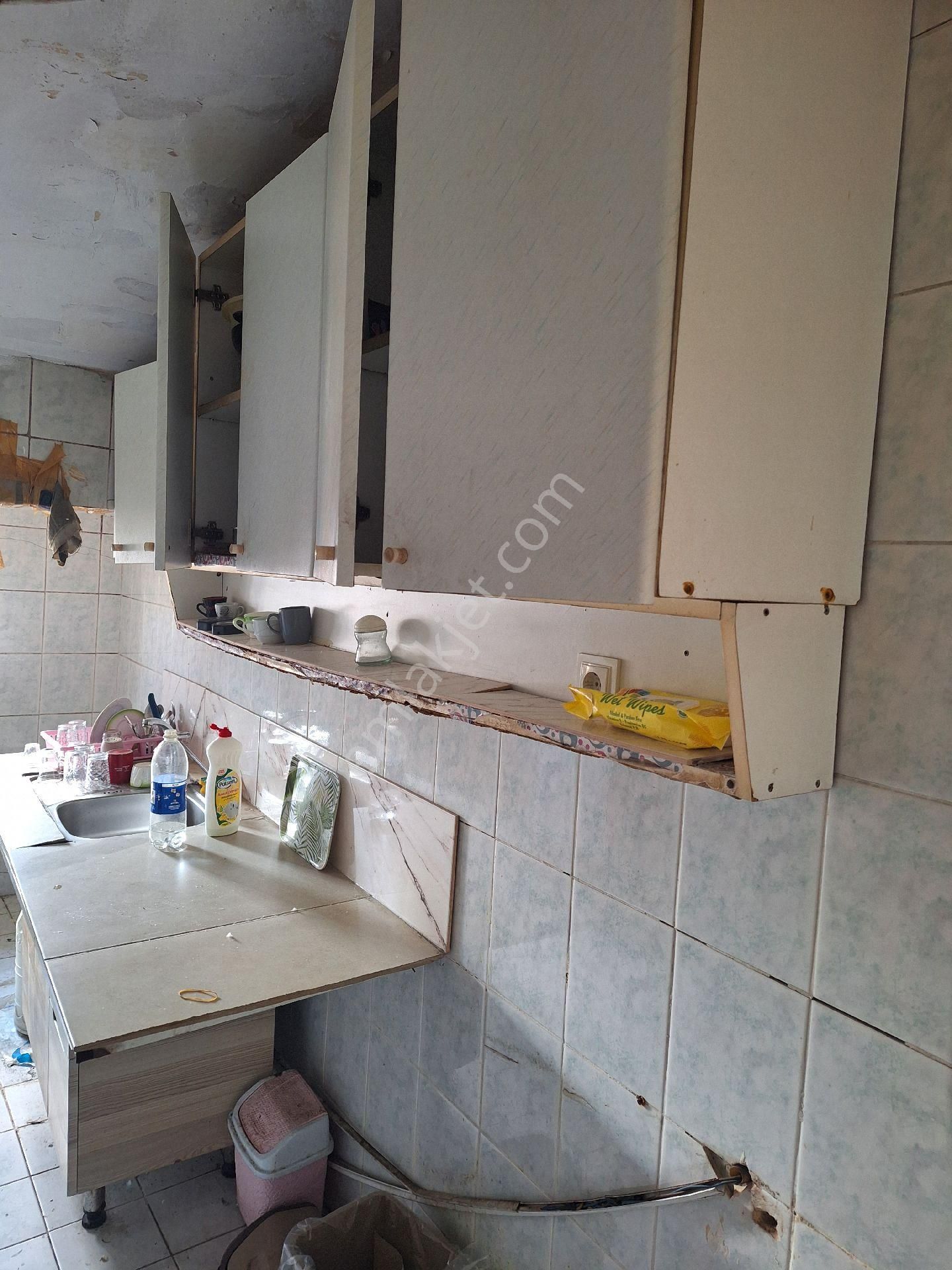 Satılık İş Hanı Katı Kullanım Alanı Ferah Tavan Yapısı Meyilli Betan Hasır İmalatı Uygun - Görsel 5