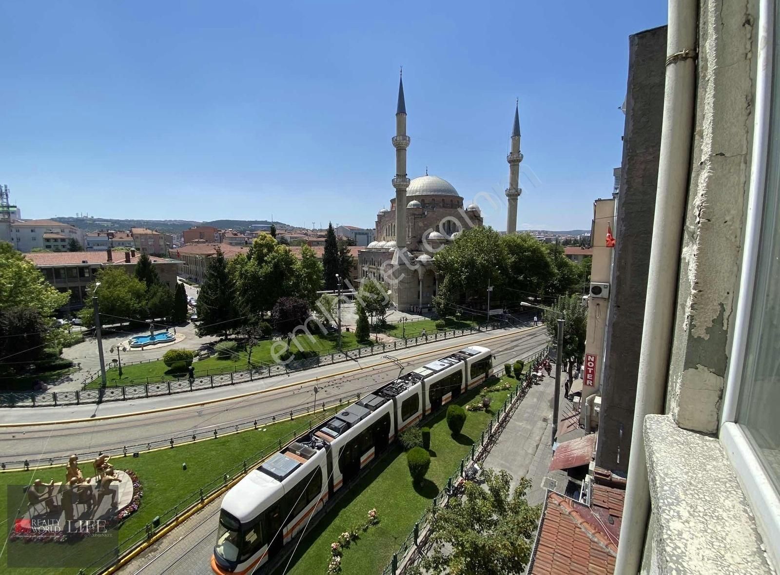 Odunpazarı İstiklal Satılık Ofis Rw Lıfe// İstiklal Mh.iki Eylül Cd.üzerinde Satılık 1+0 Lüx Ofis